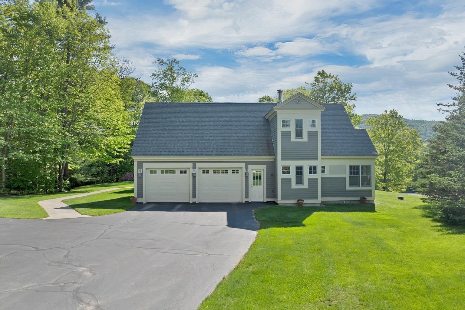 18 River View Drive — photo