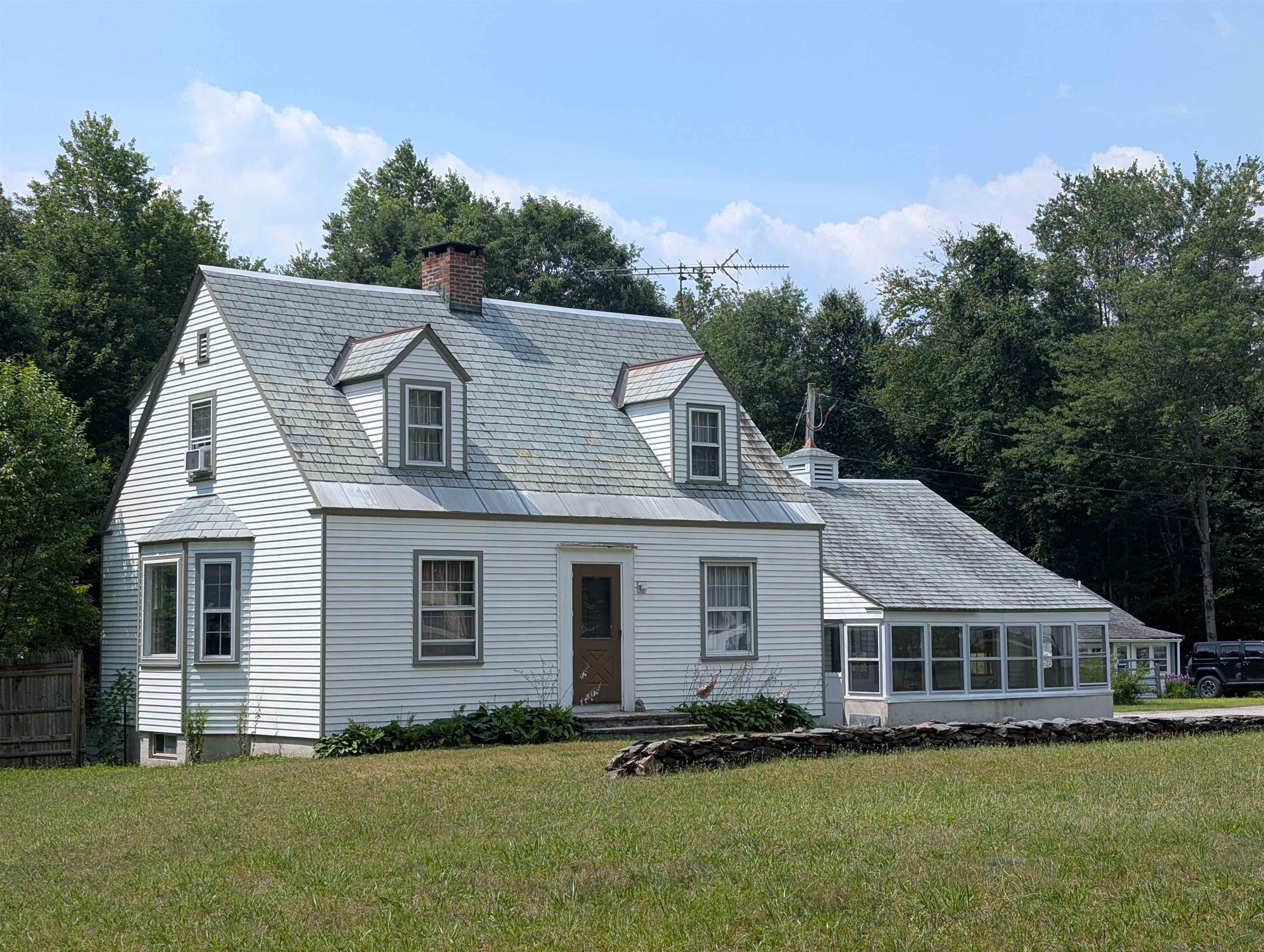315 Route 4a W — photo