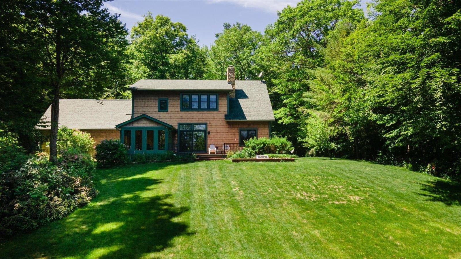 216 Old Forest Road — photo