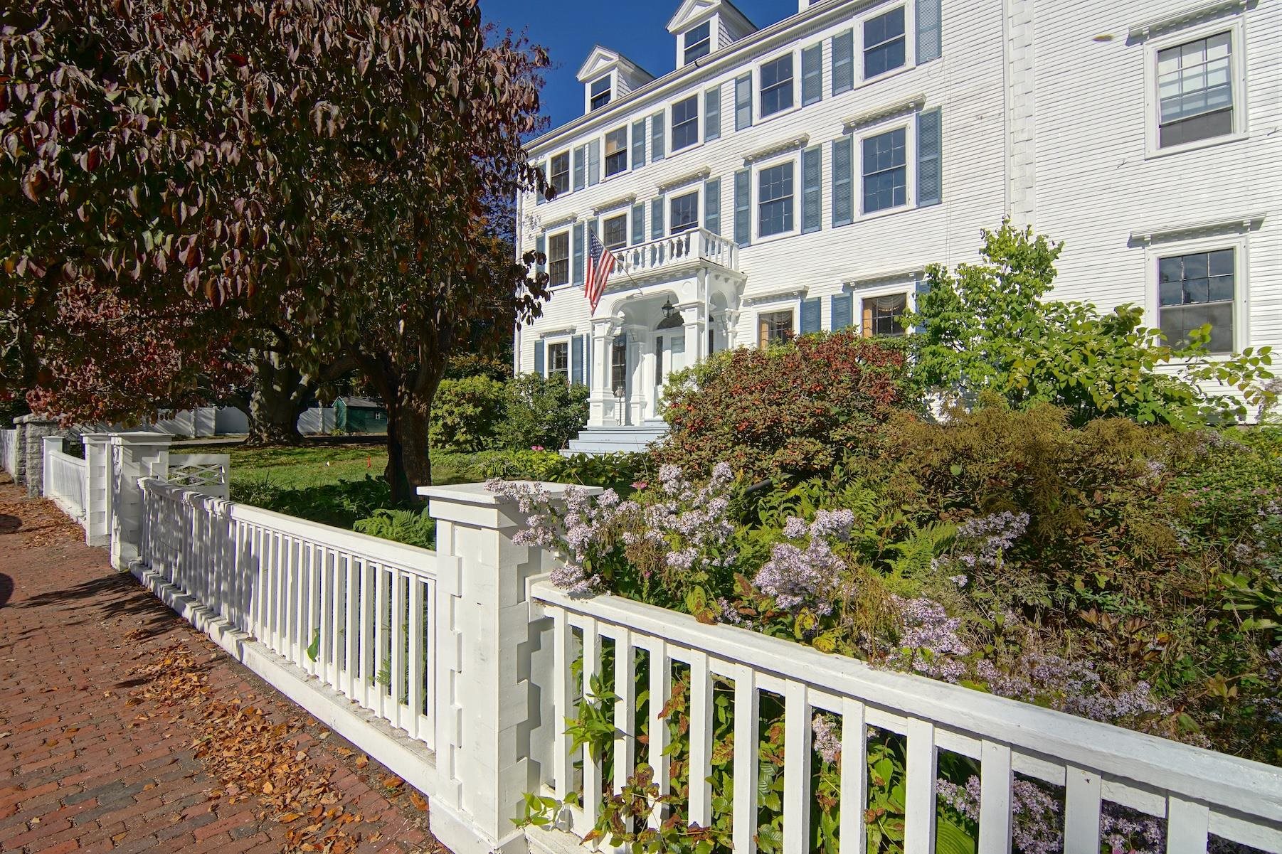 53 Austin Street — photo