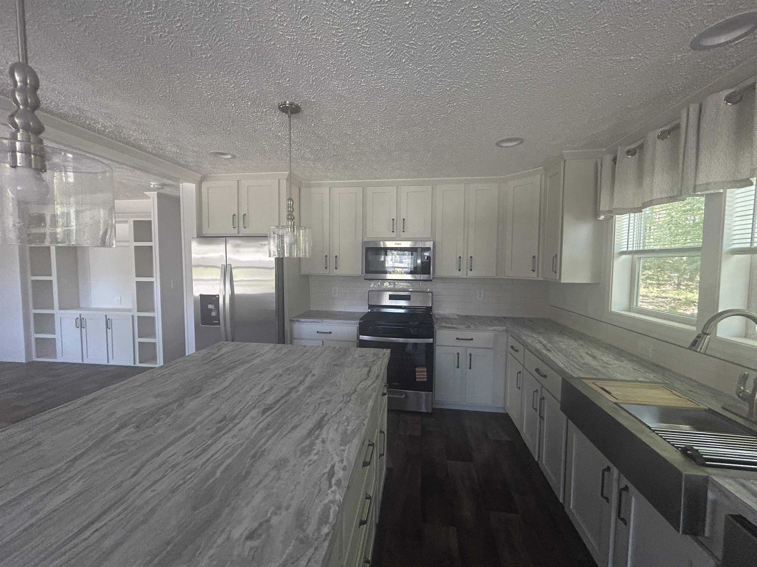 6 Country Ridge Park, Rochester, NH 03867 — photo 2
