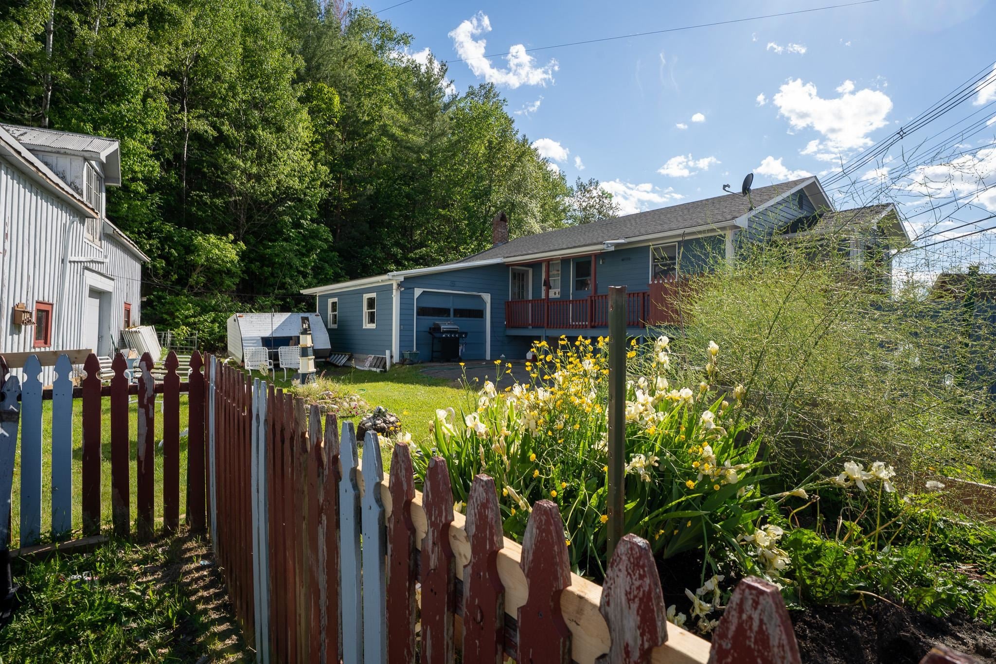 8 Birch Street — photo