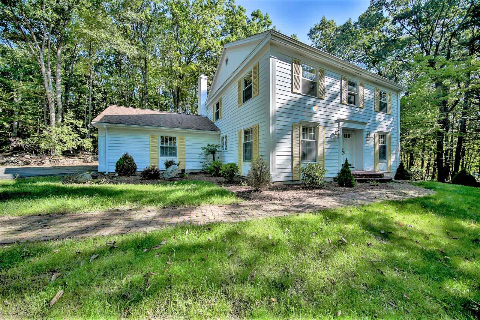 27 Buttonwood Road — photo
