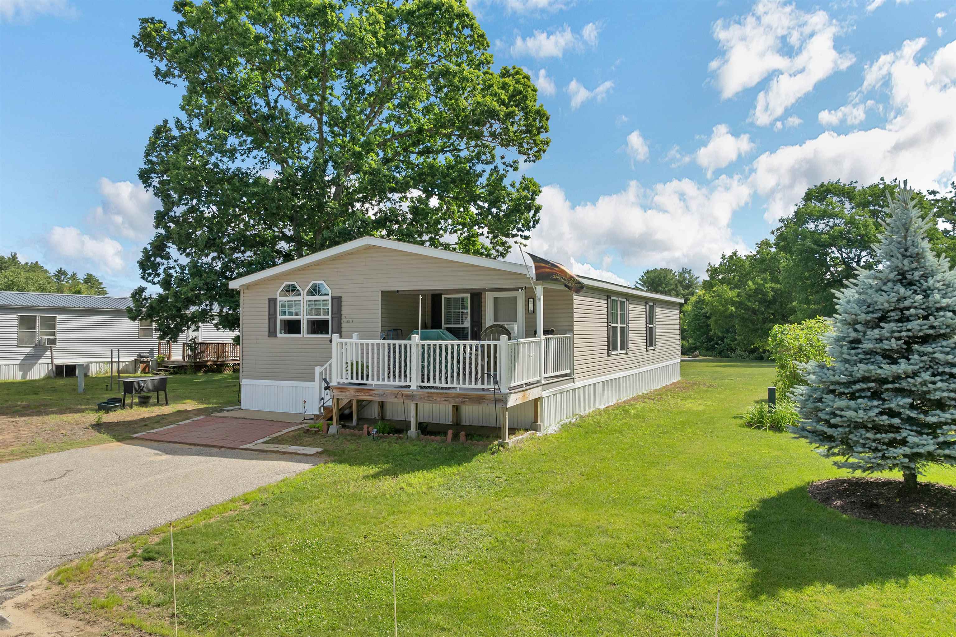 41 Circle Drive — photo
