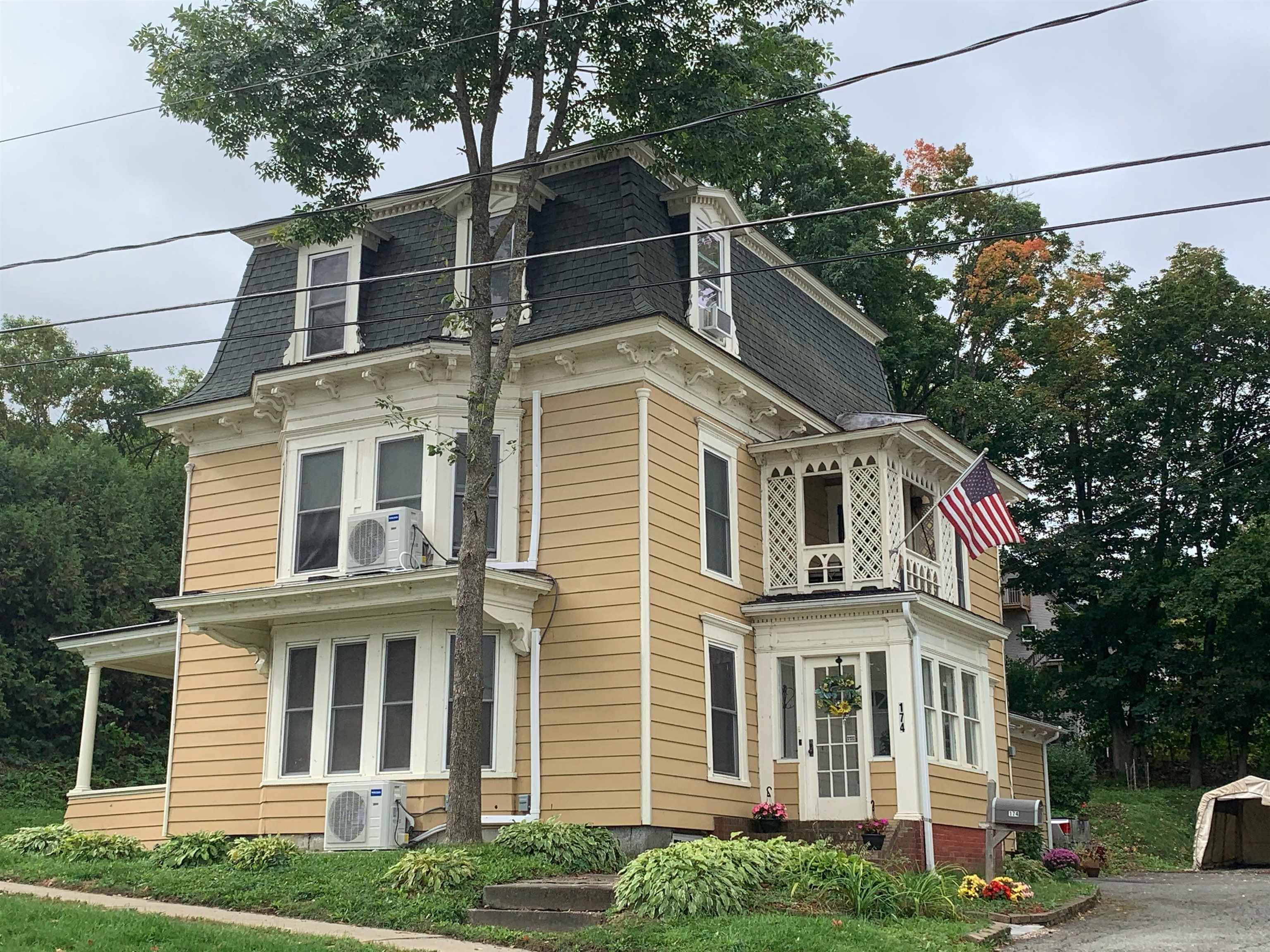 174 Third Street — photo