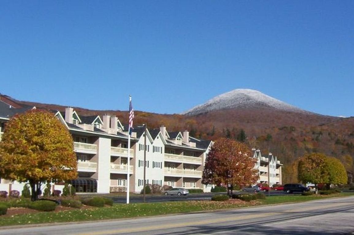 227 Main Street 320 — photo