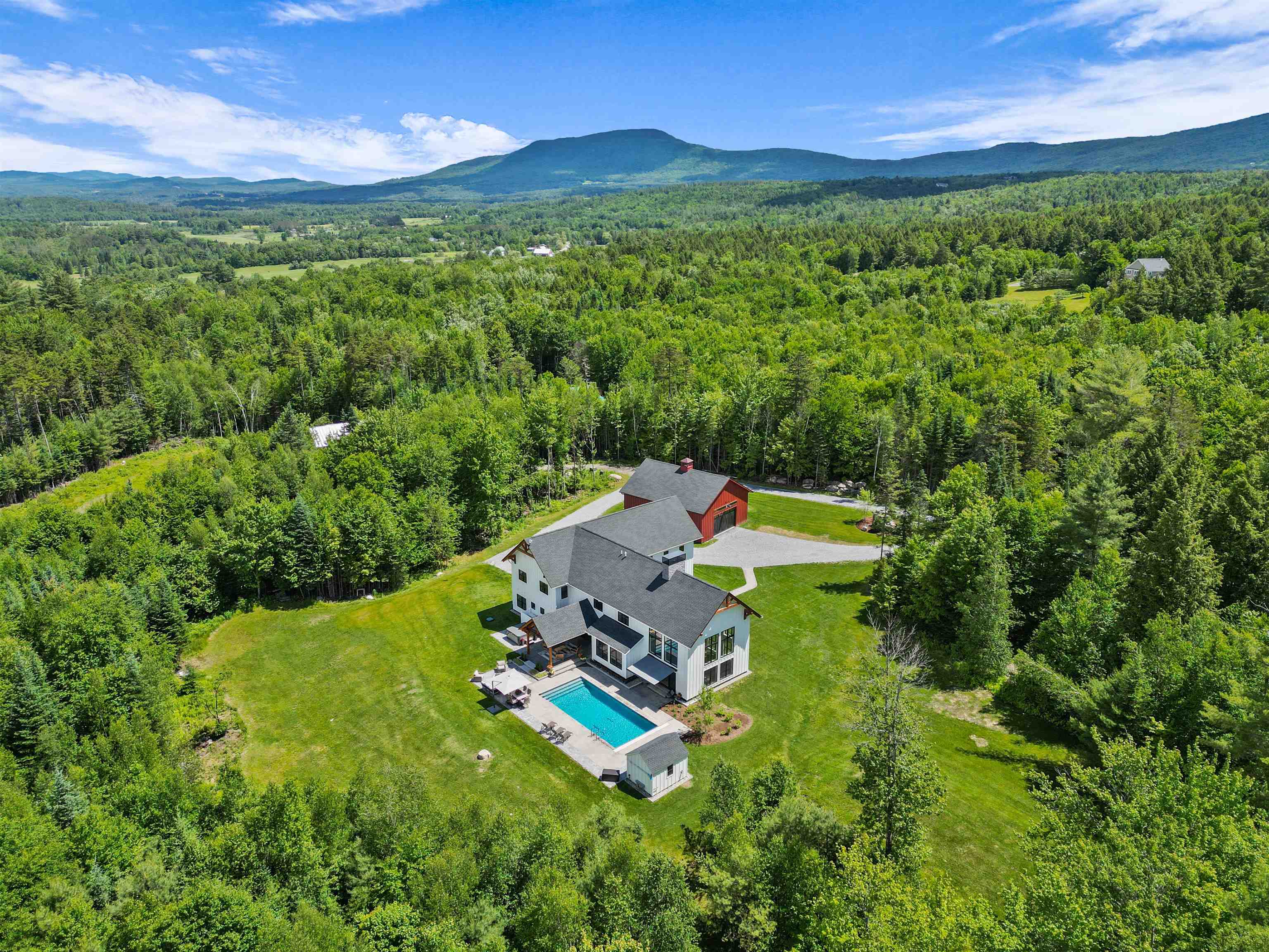 195 Elmore Mountain Road — photo