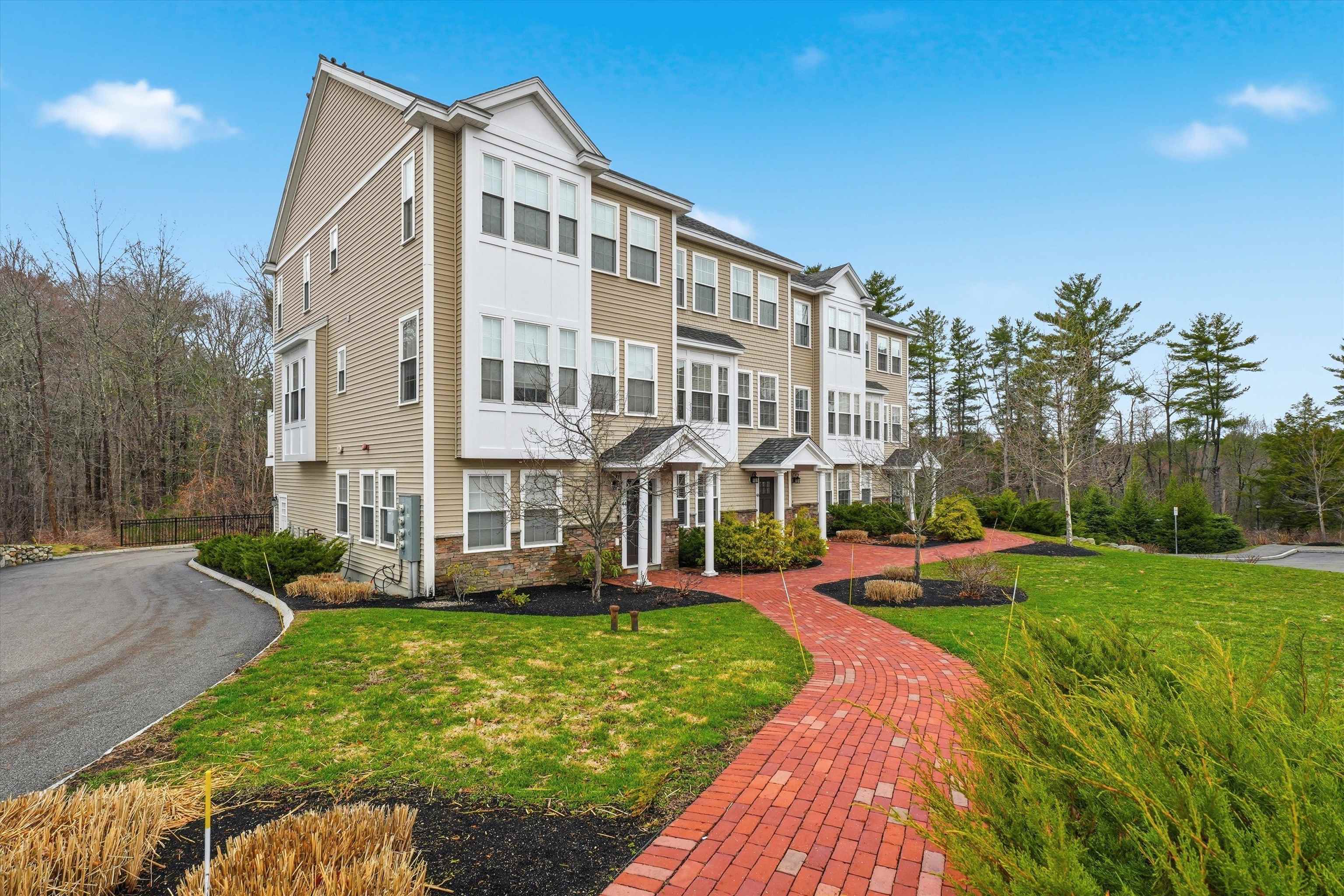 46 Acadia Lane 58 — photo