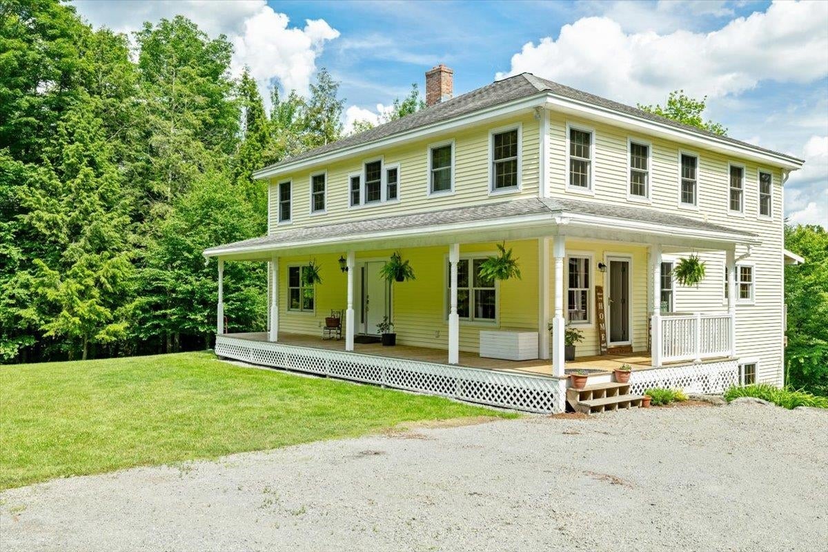 37 Comette Road — photo