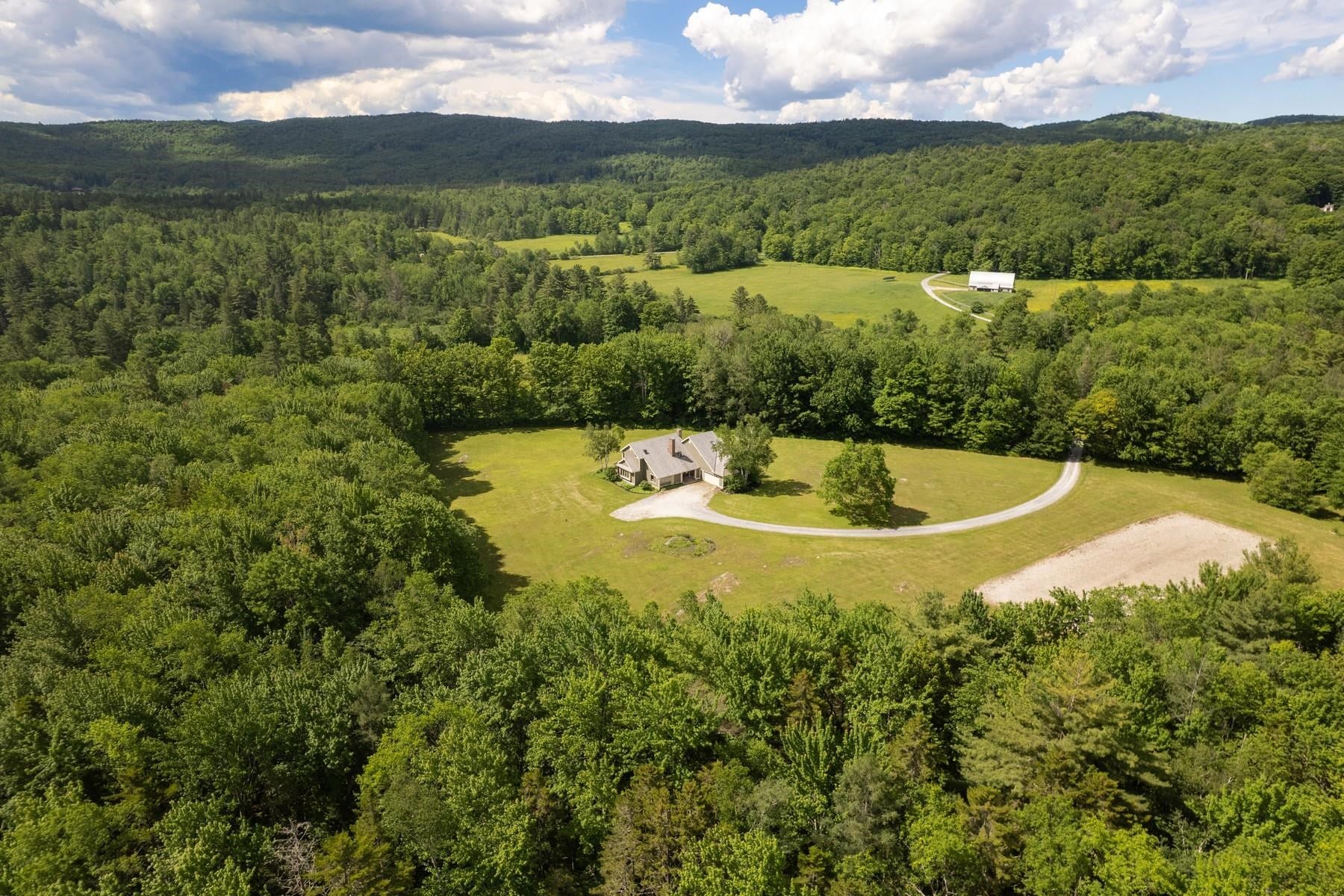 2643 Sugar Hill Road — photo