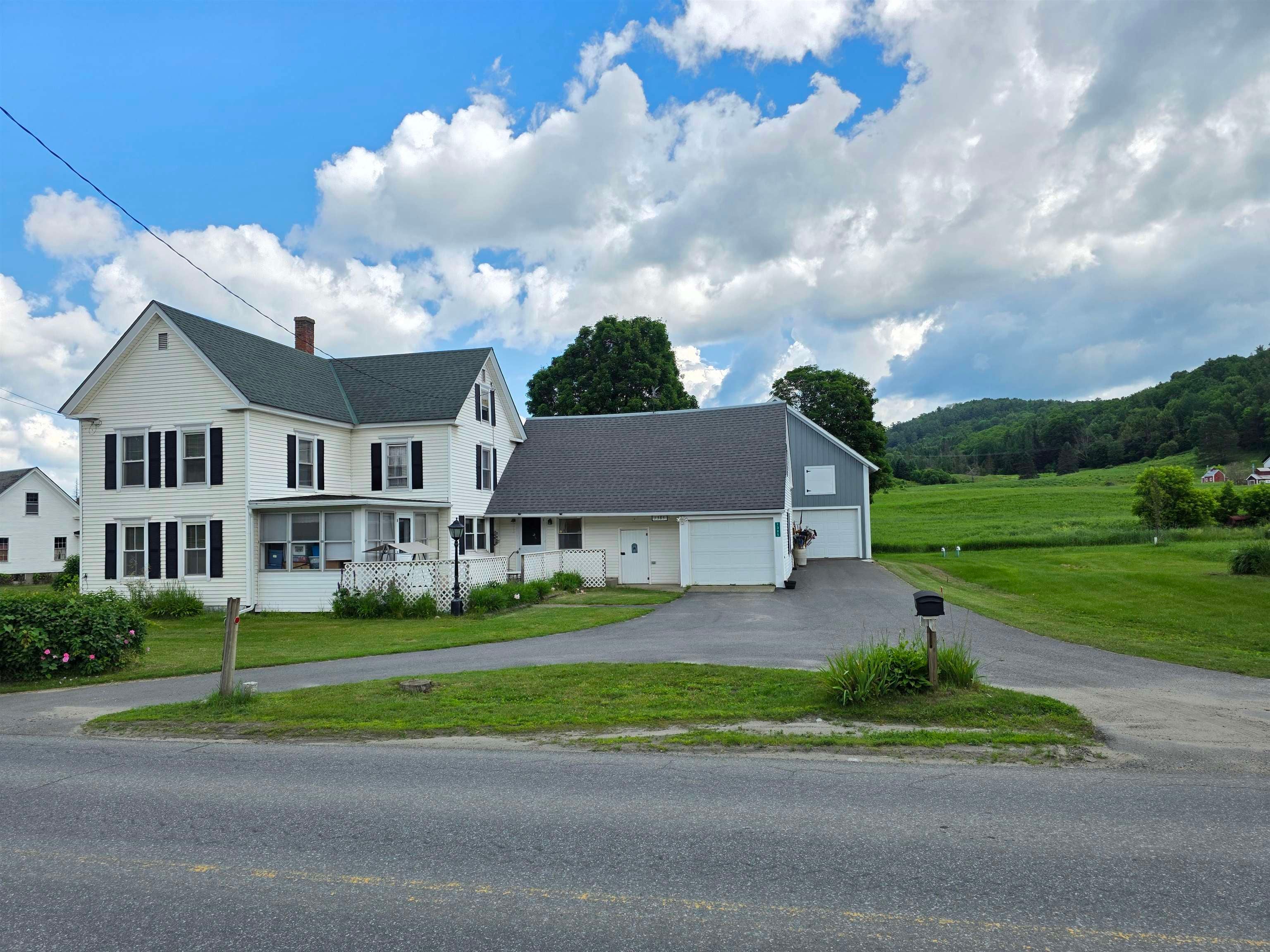 1385 Red Village Road — photo