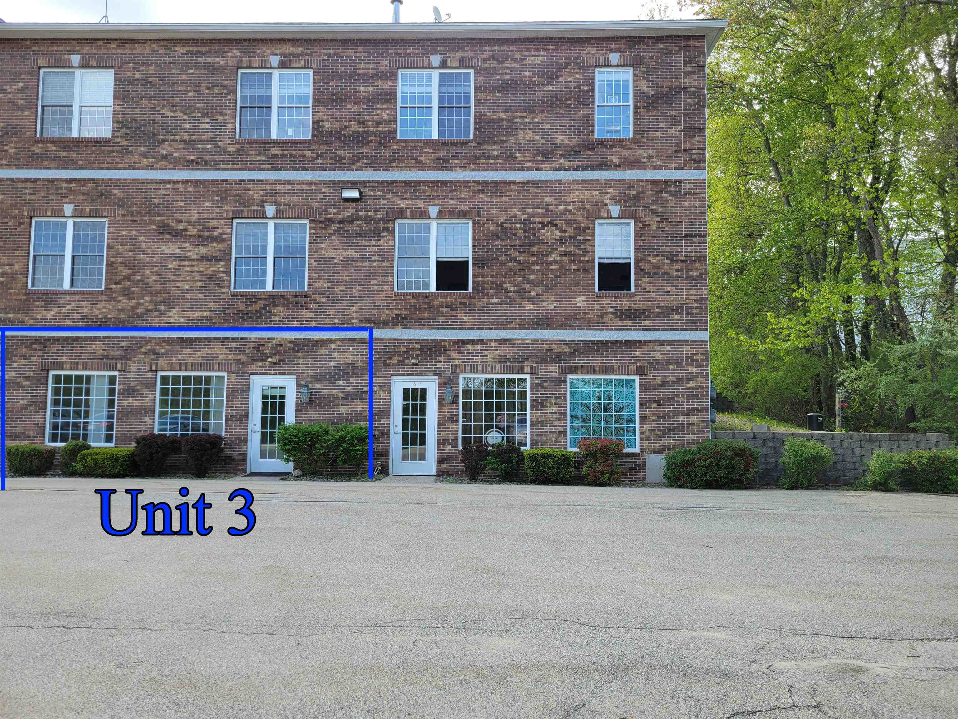 20 Mary E. Clark Drive 3 — photo
