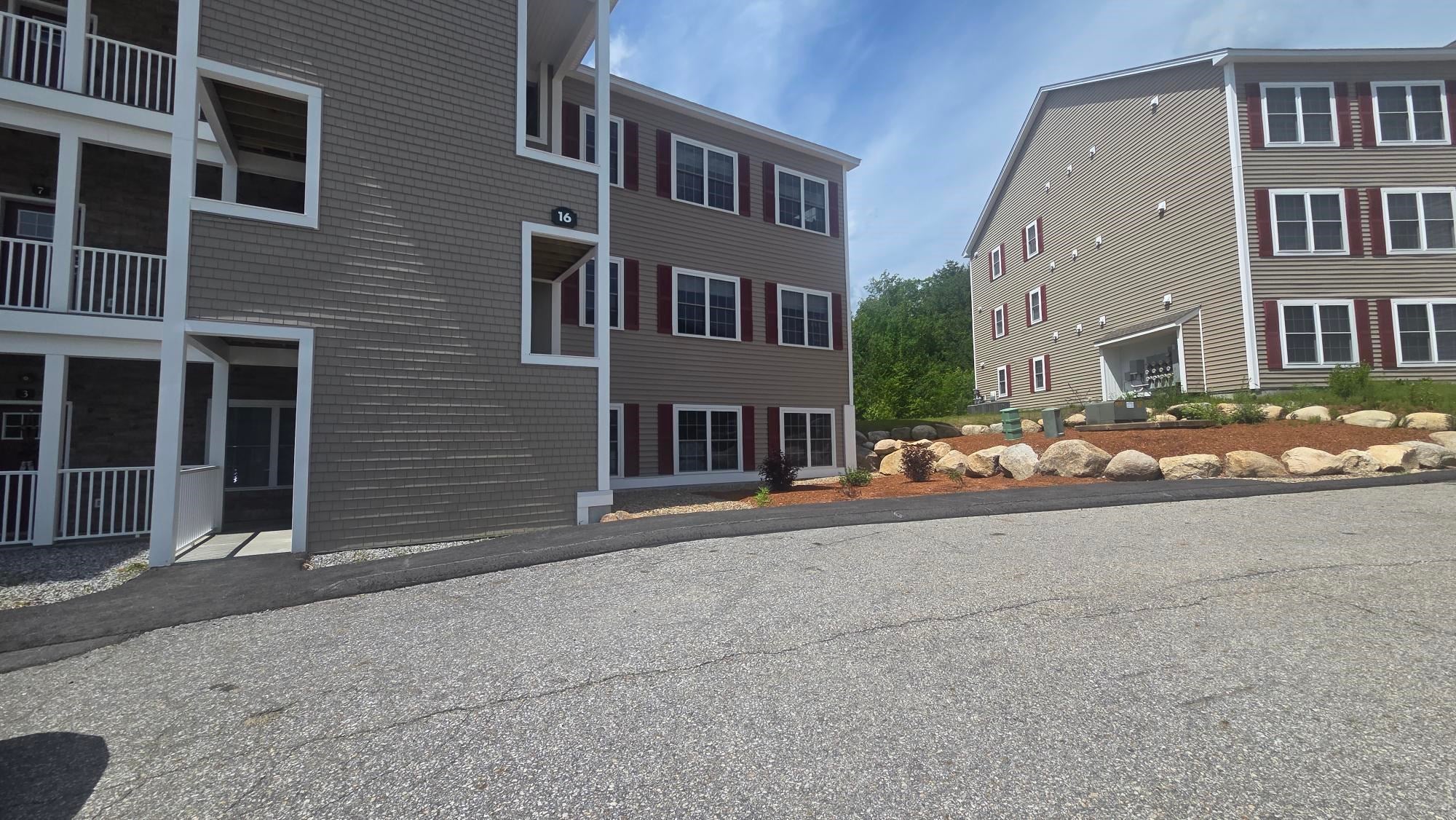 16 Twin Tip Terrace 4 — photo