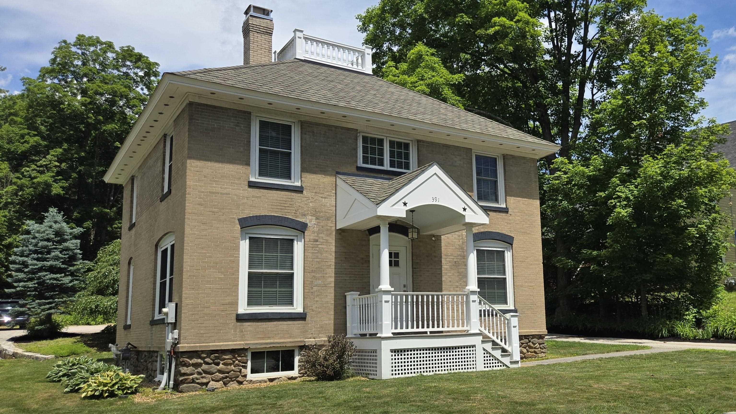 391 W Main Street — photo