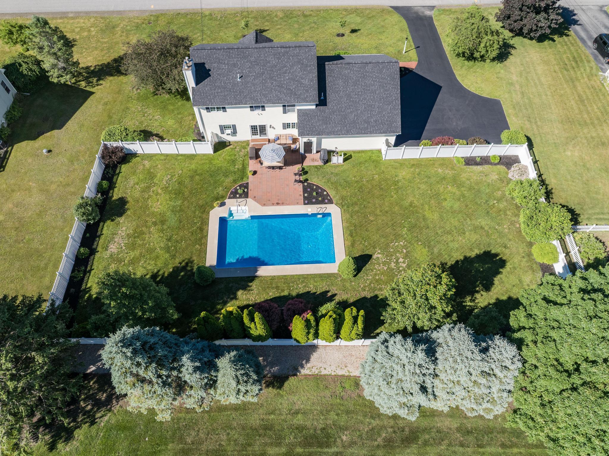 7 Lisa Lane, Rochester, NH 03868 — photo 2