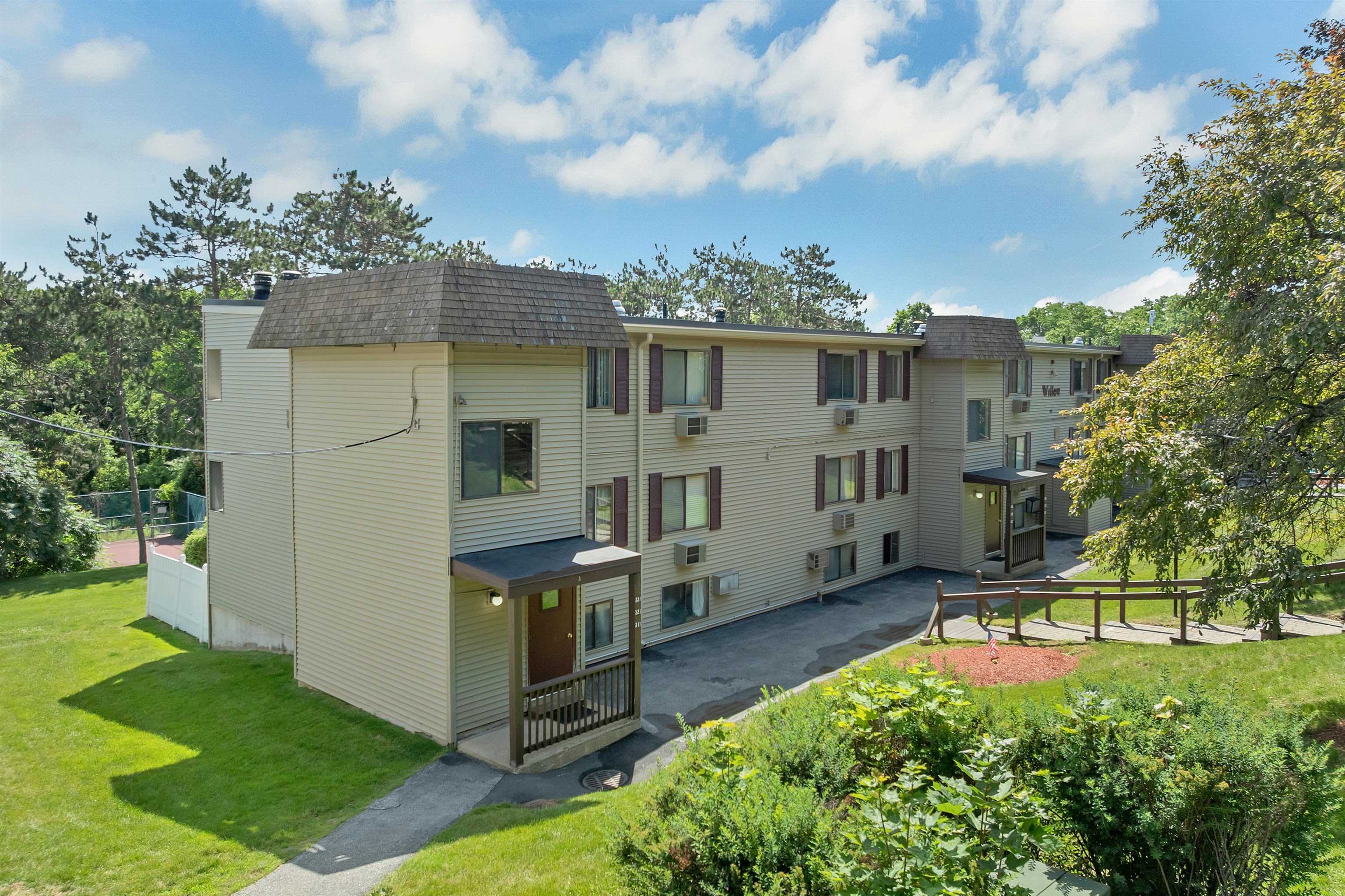 41 Treetop Circle 32 — photo