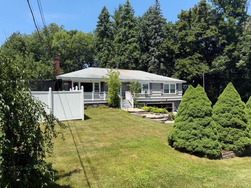 3 Lincoln Drive — photo