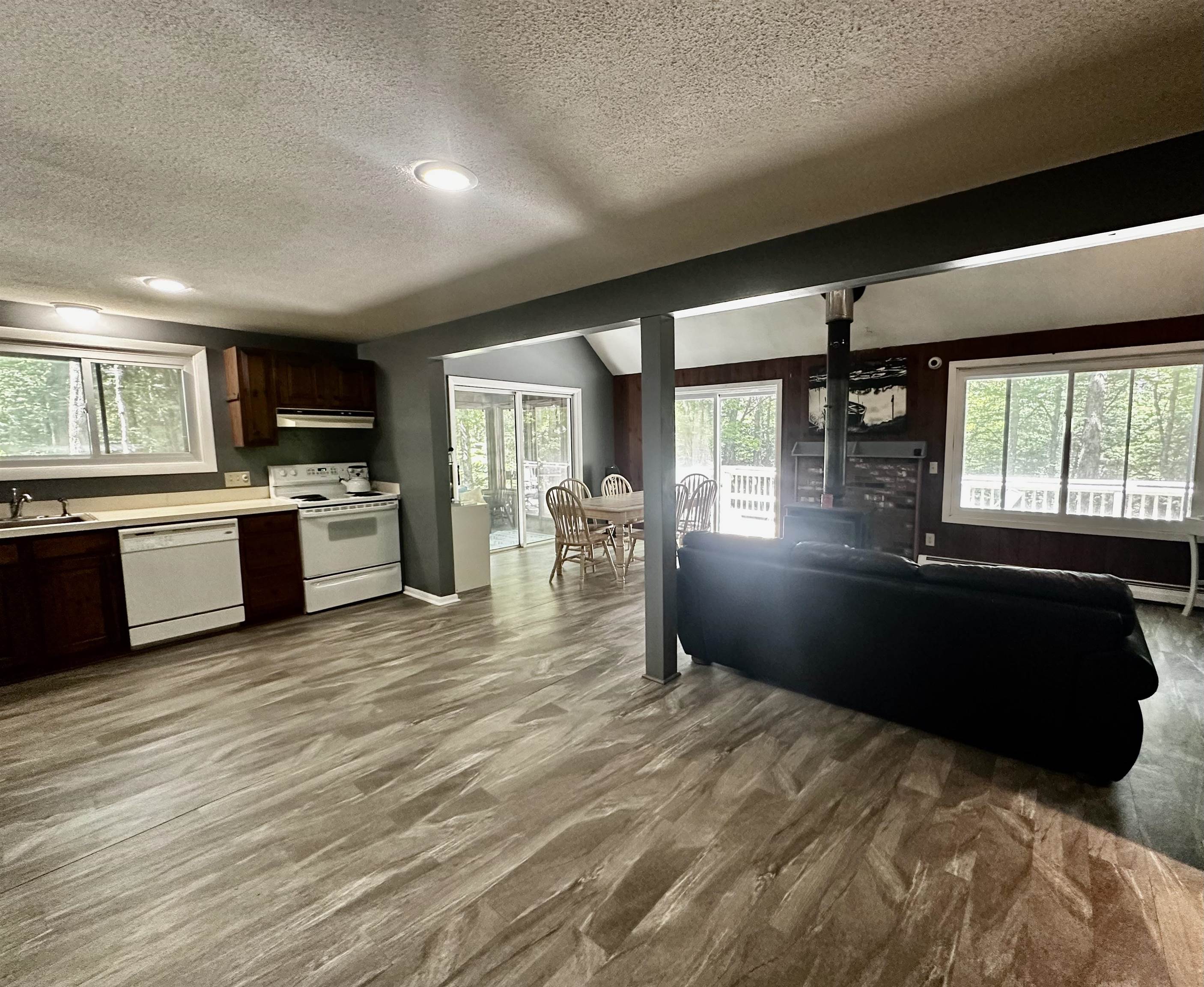 9 Crestbrook Place, Springfield, NH 03284 — photo 3