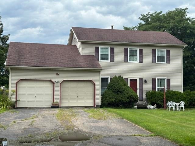 250 Isham Circle — photo