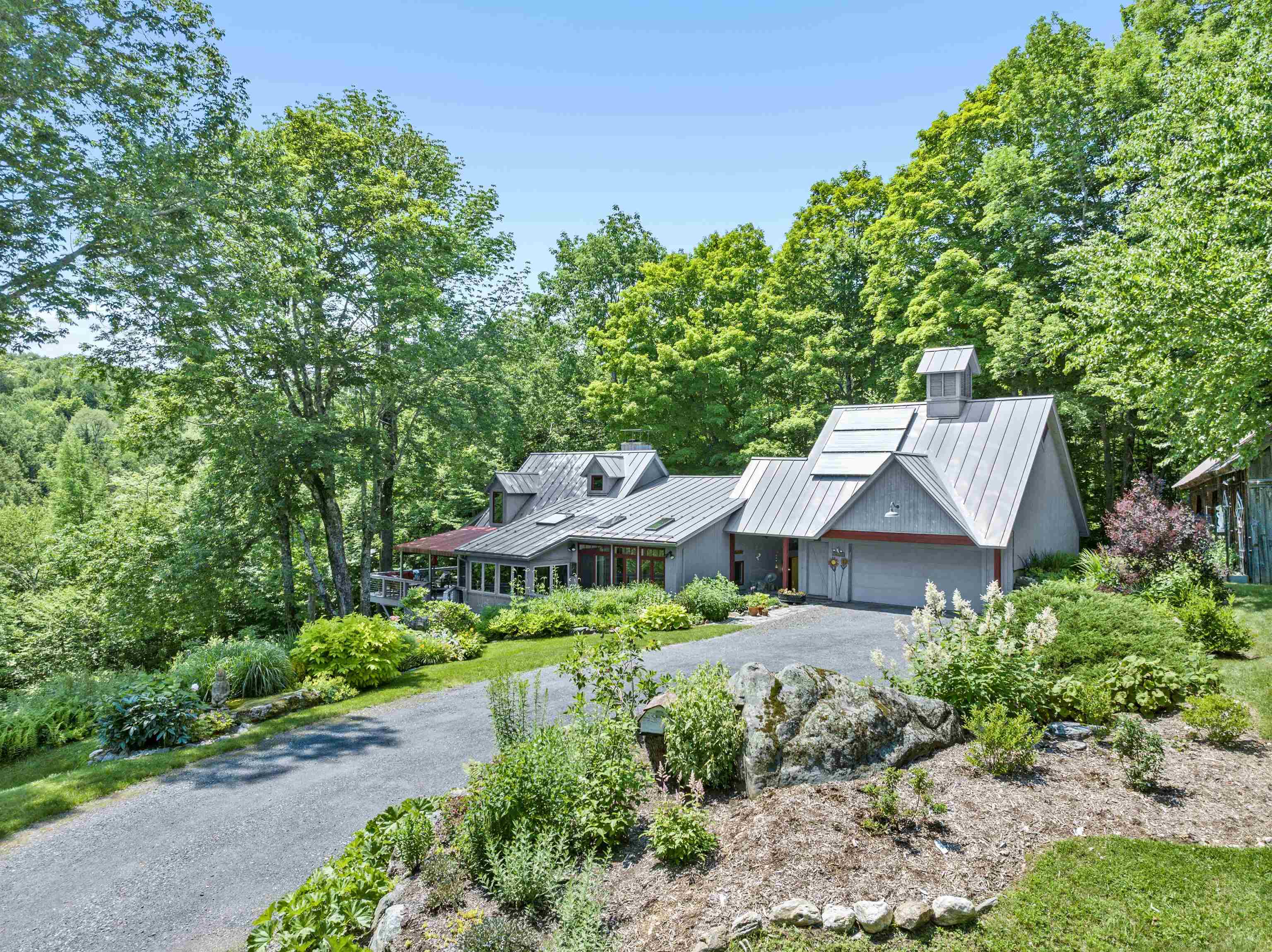 769 West Hill Road — photo