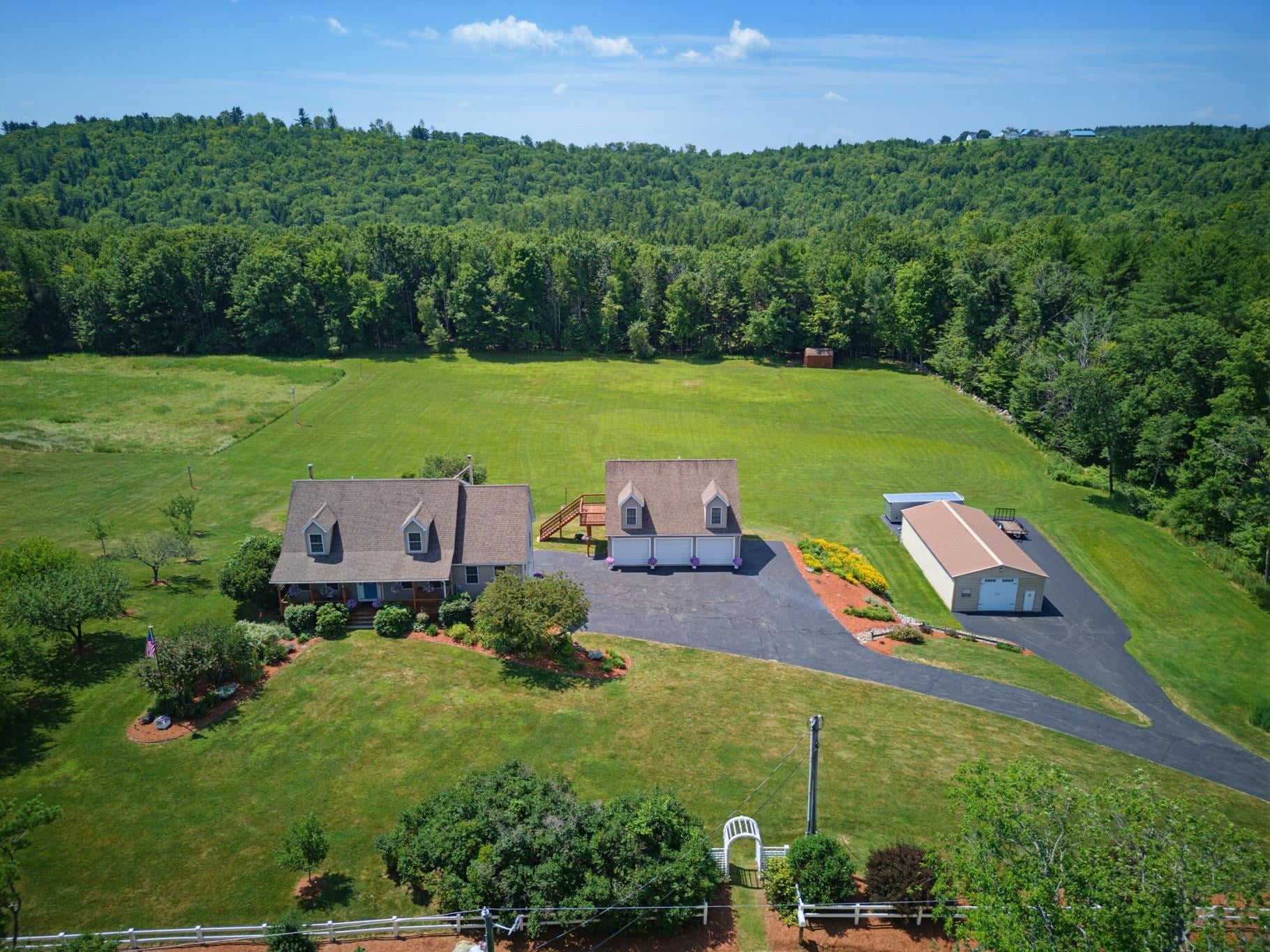 50 Range Road — photo