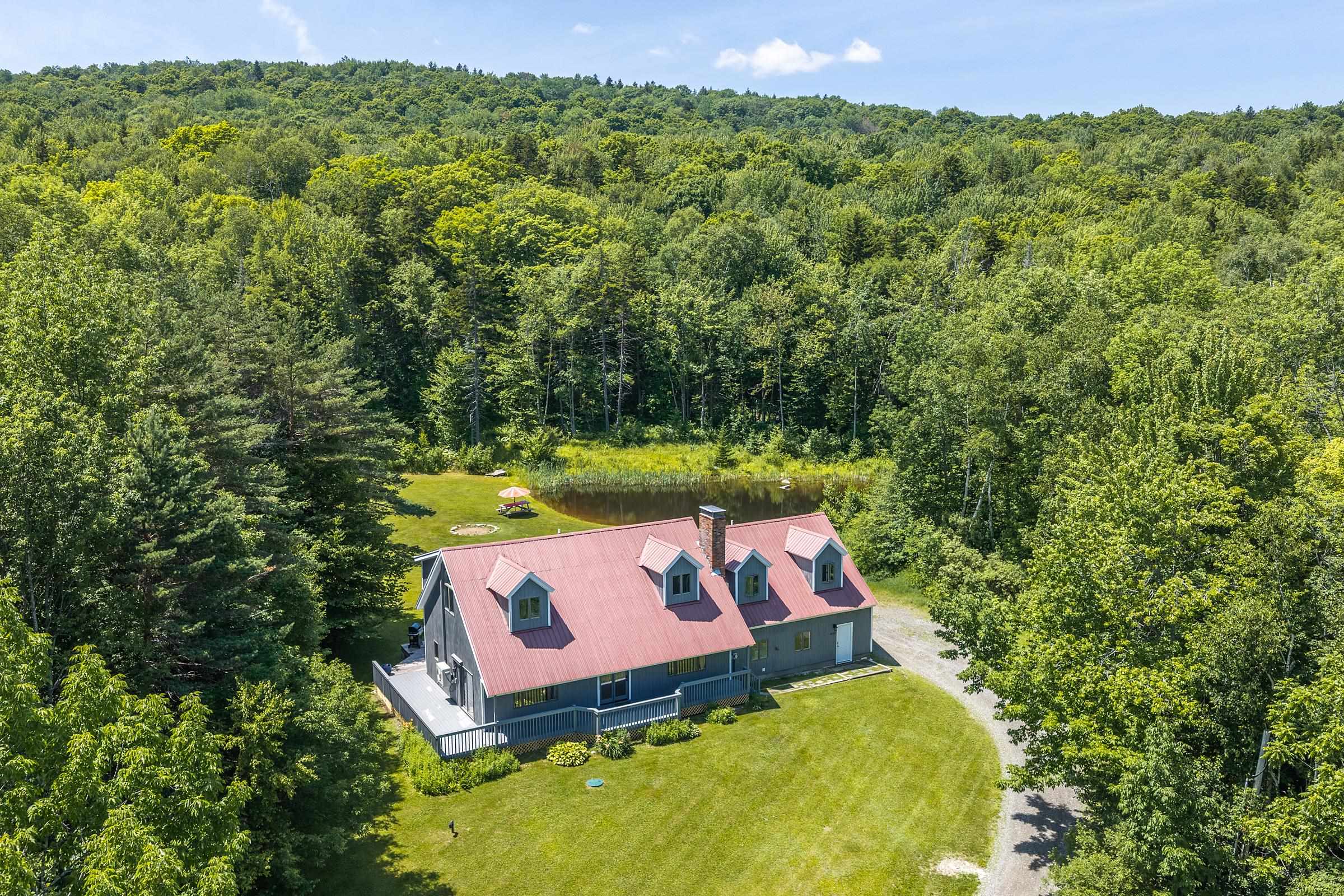 3319 East Hill Road — photo