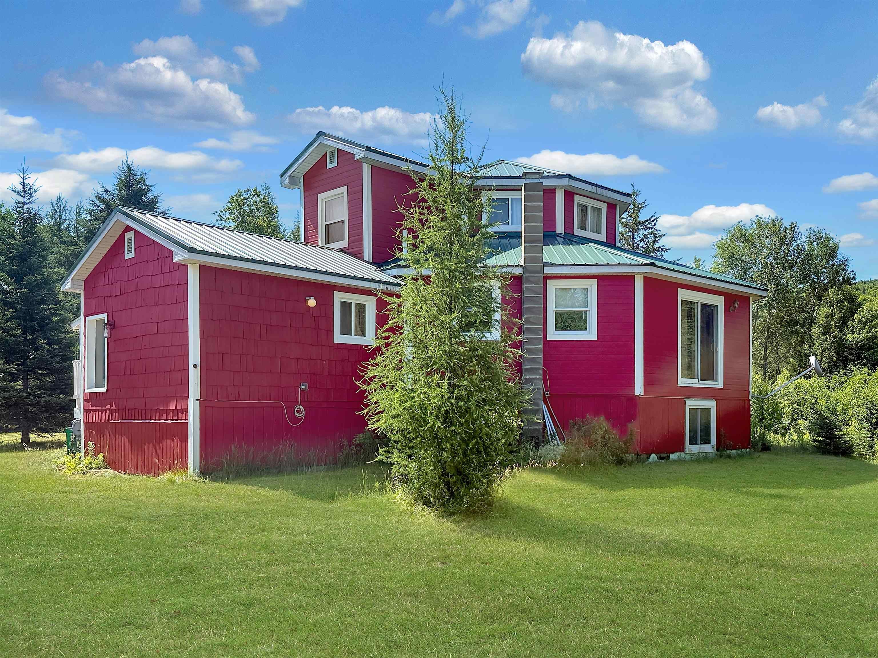 517 River Road, Canaan, VT 05902 — photo 2
