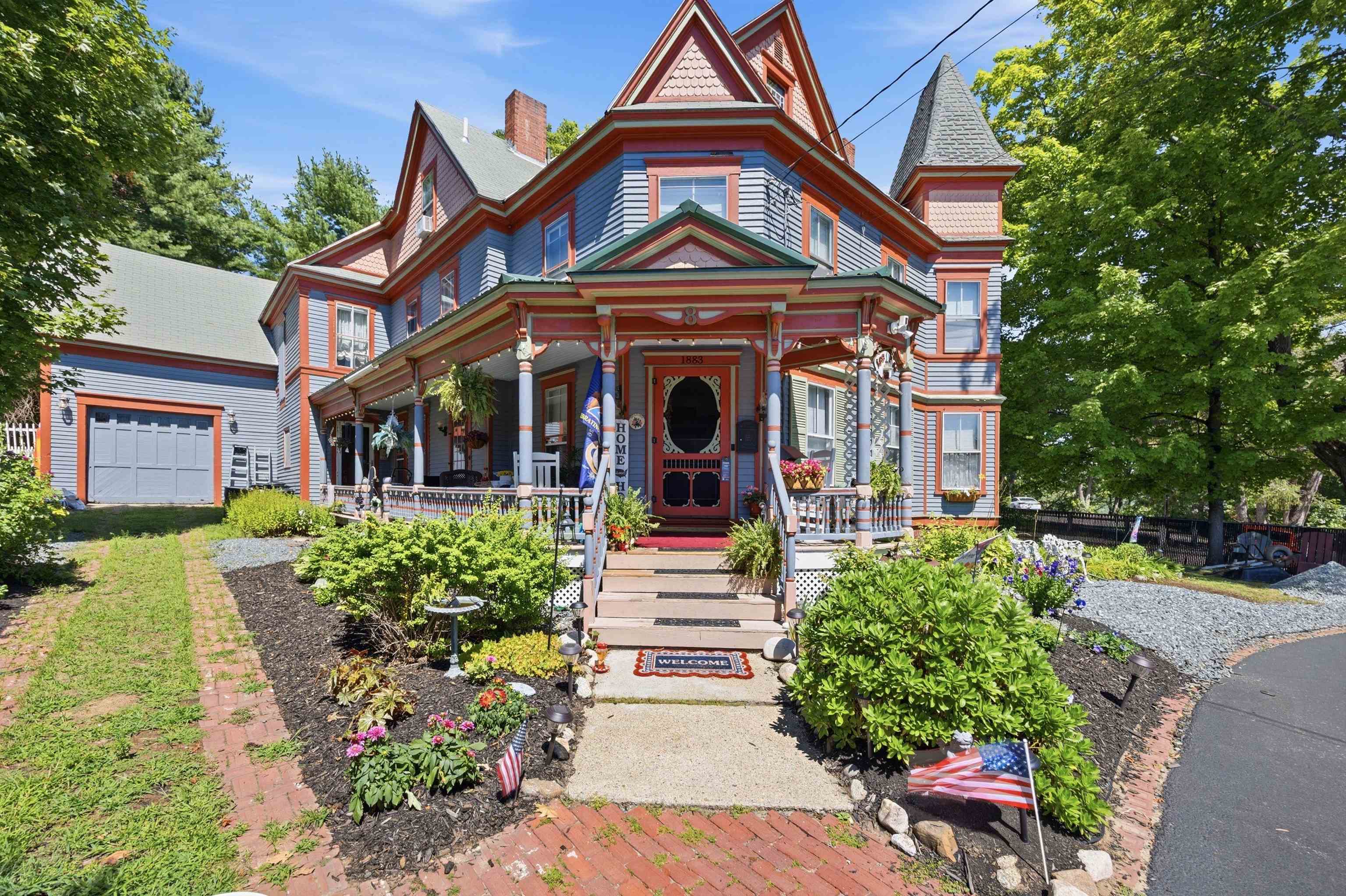 8 Pleasant Street — photo