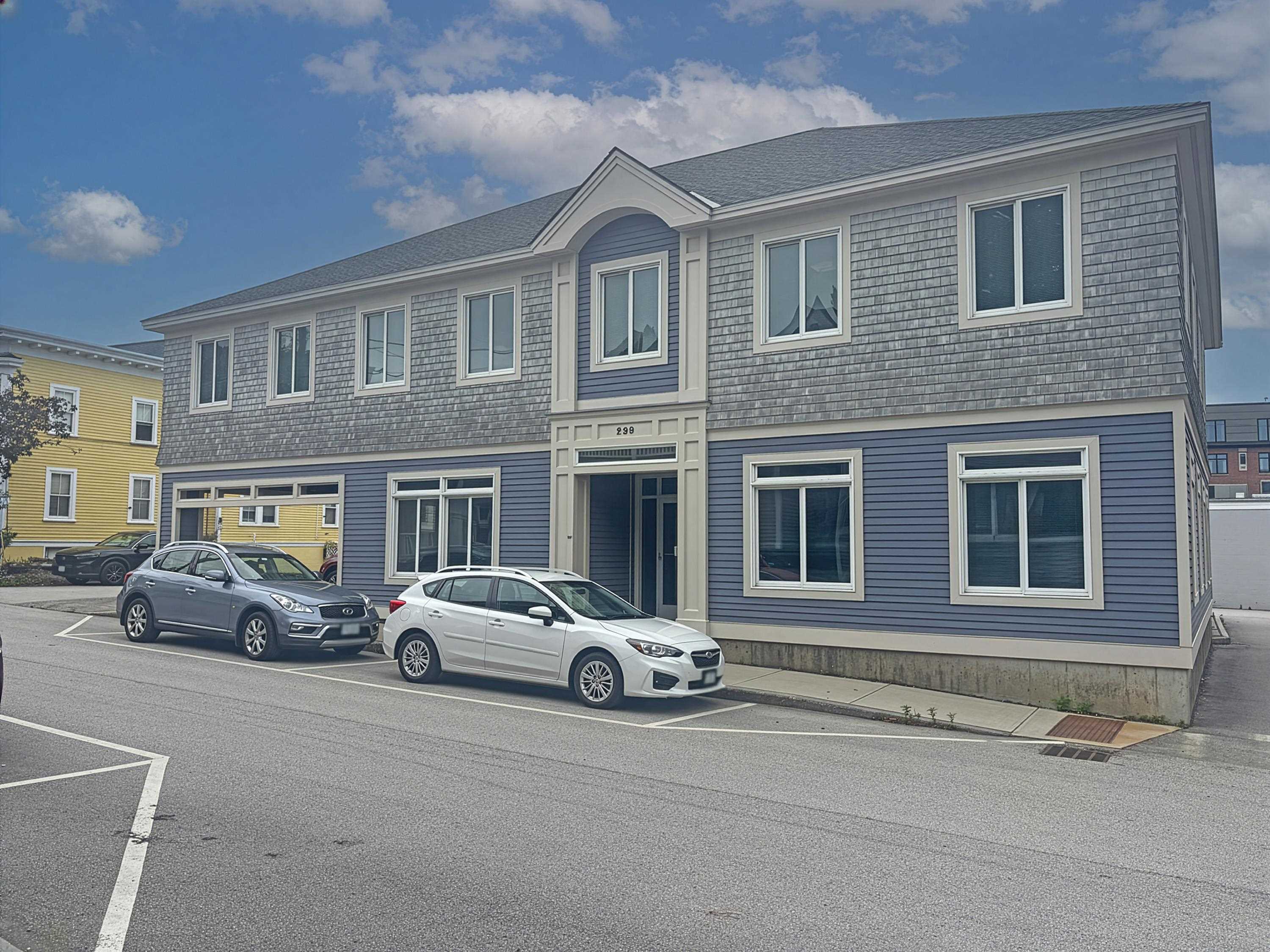 299 Hanover Street — photo