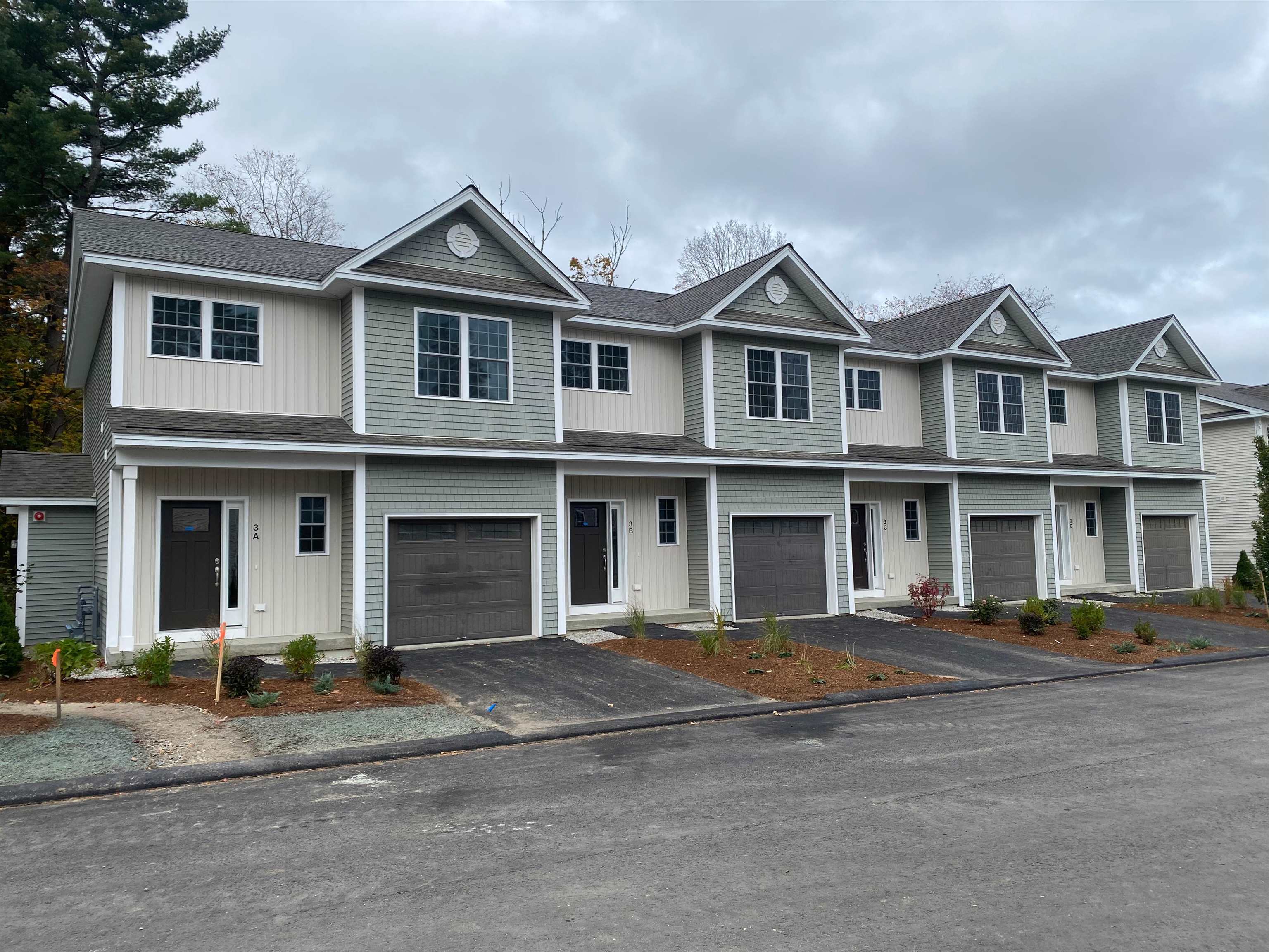 3A Dearborn Circle — photo
