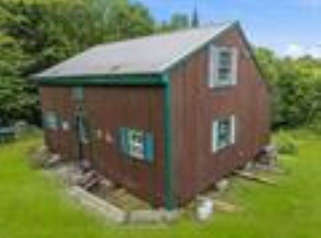 100 Mountain View Lane, Norton, VT 05907
