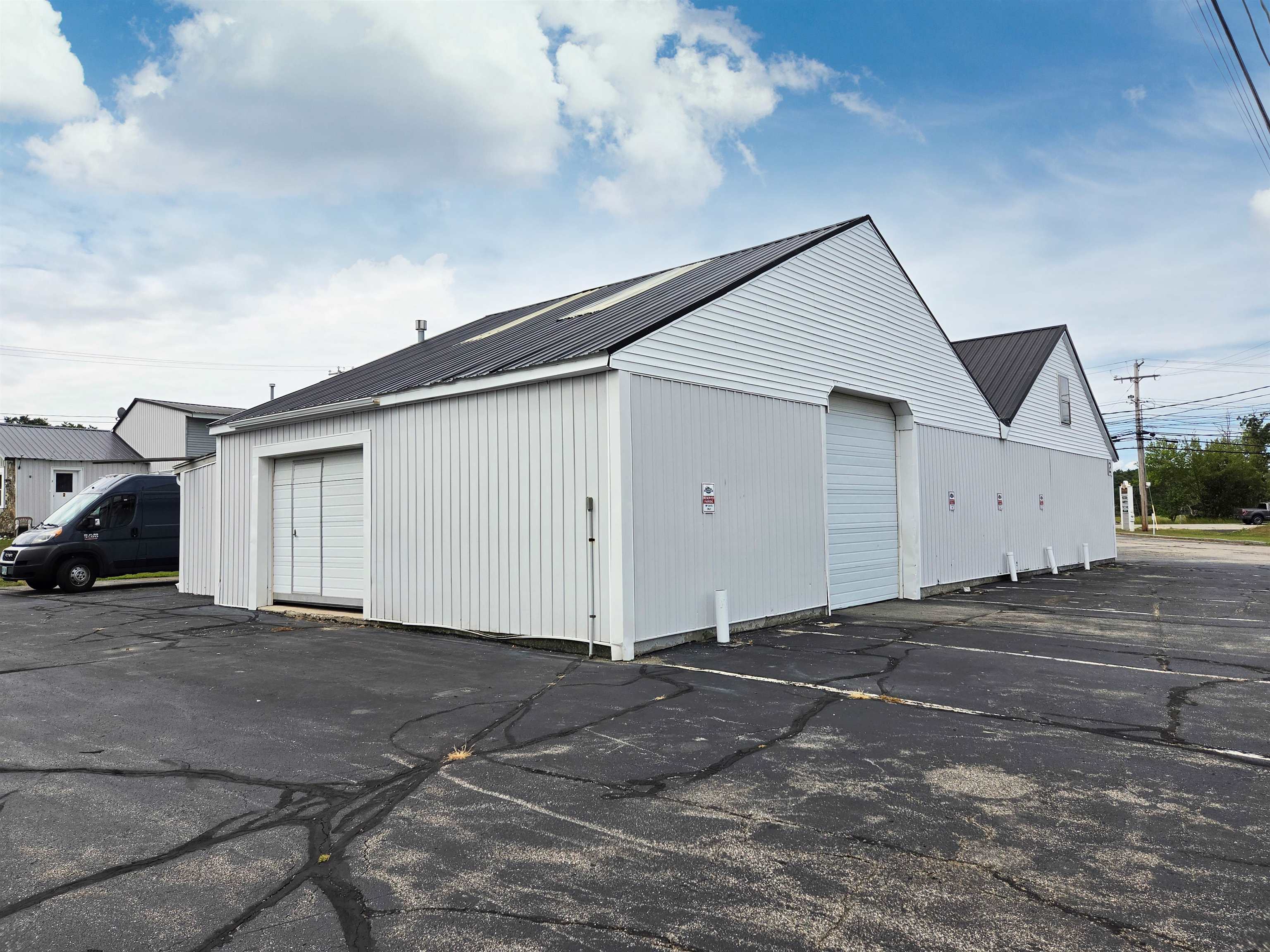 1 Lafayette Road Building 2 — photo