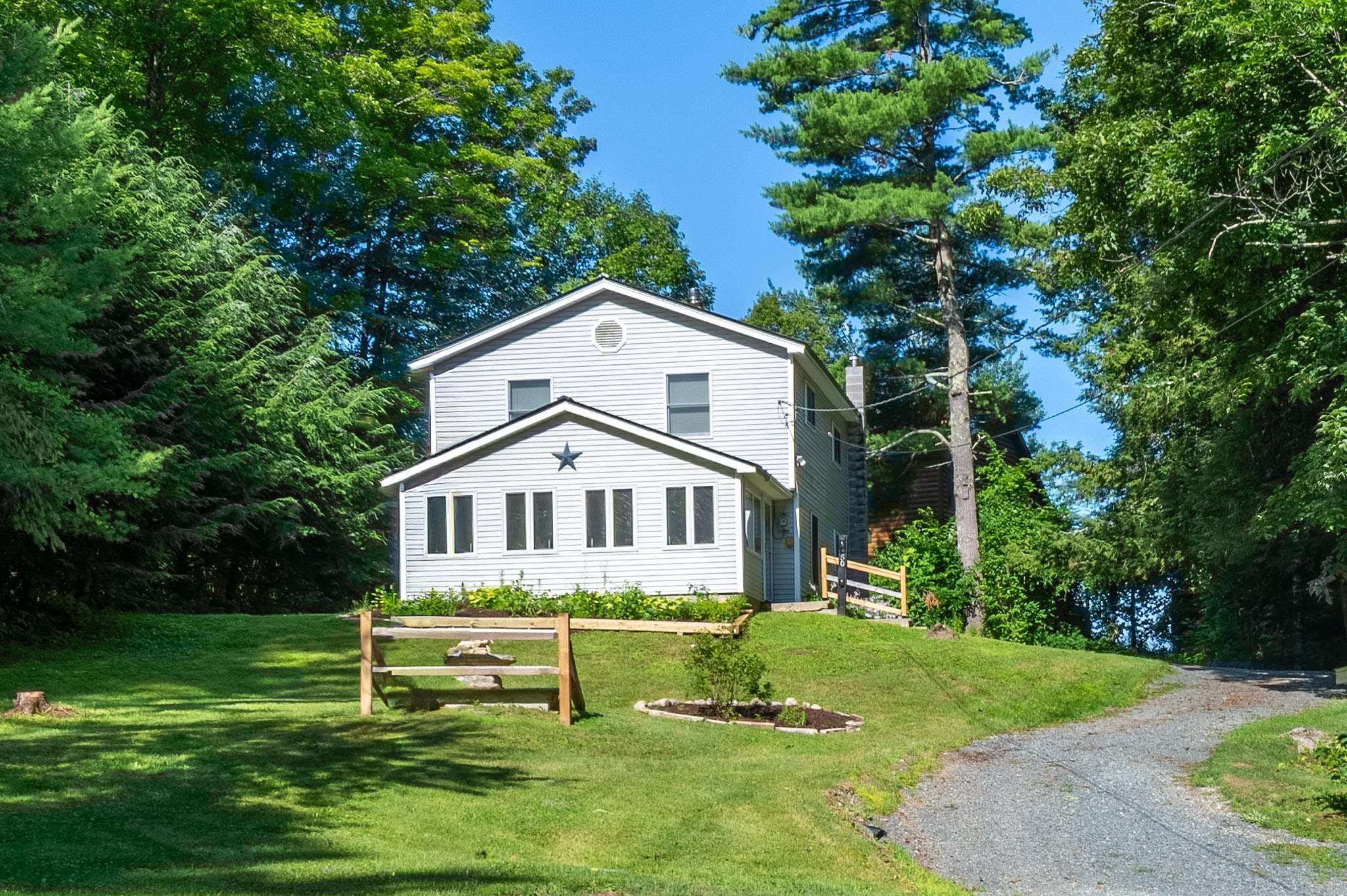 50 Rosewood Lane — photo