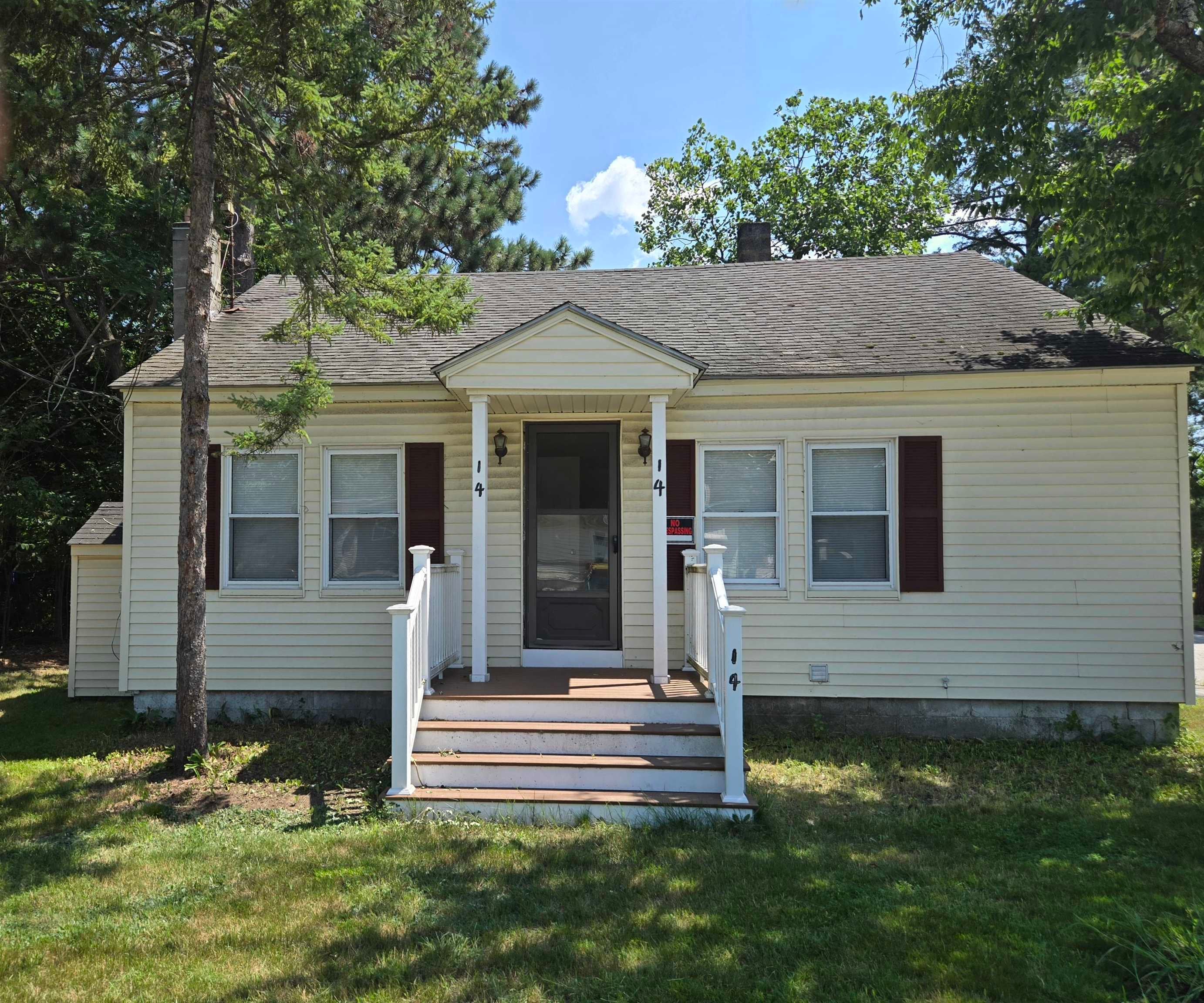 12 E Side Drive 1 — photo