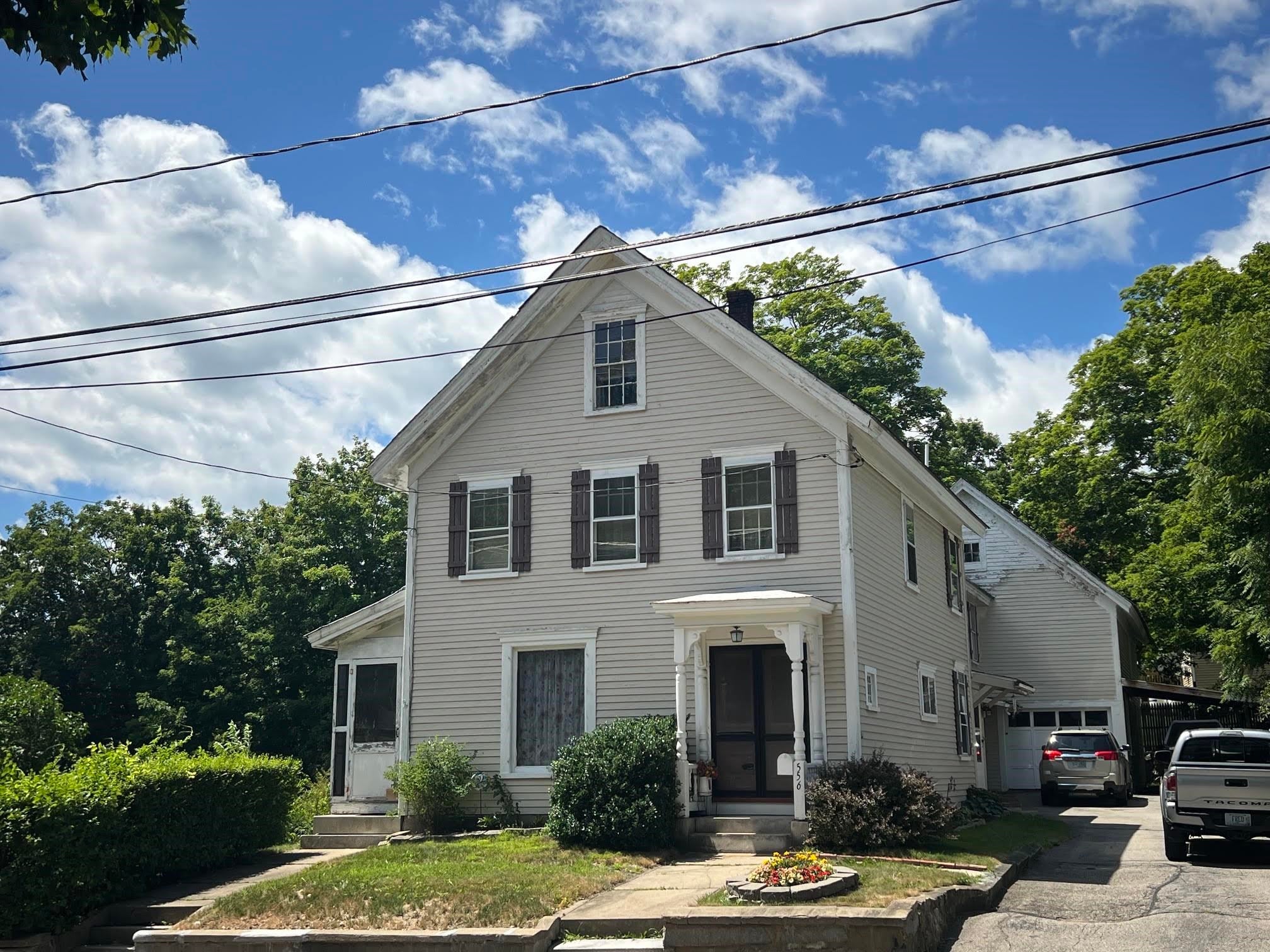 556 Main Street — photo
