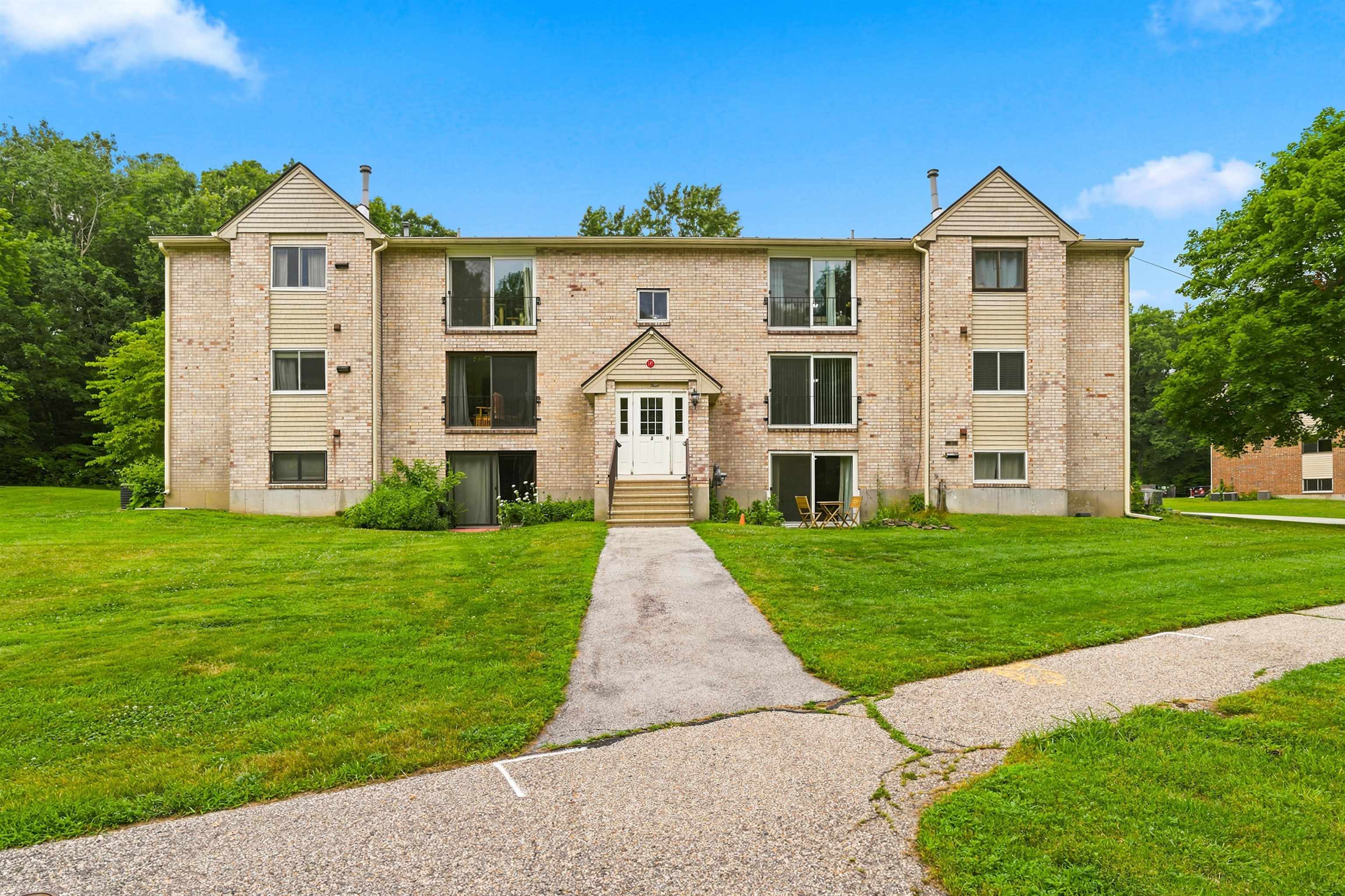 3 Brookside Drive 3 — photo