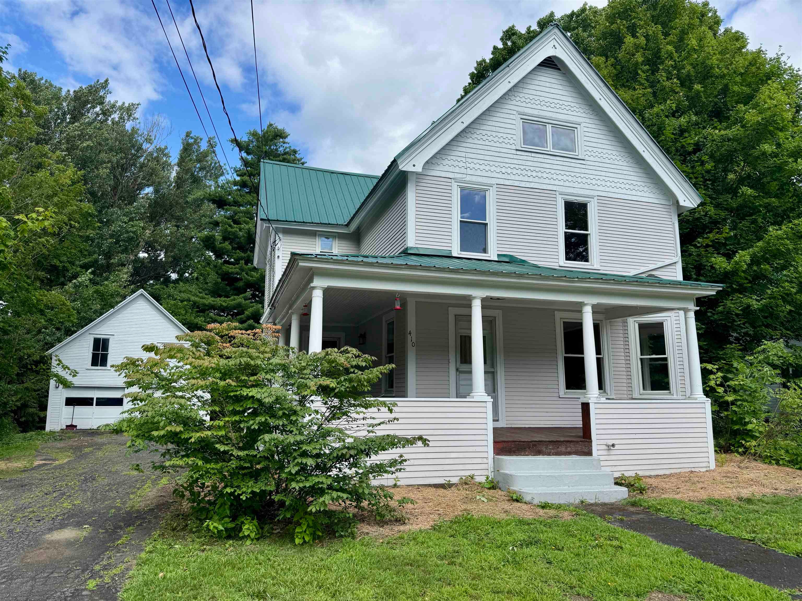 410 Main Street — photo