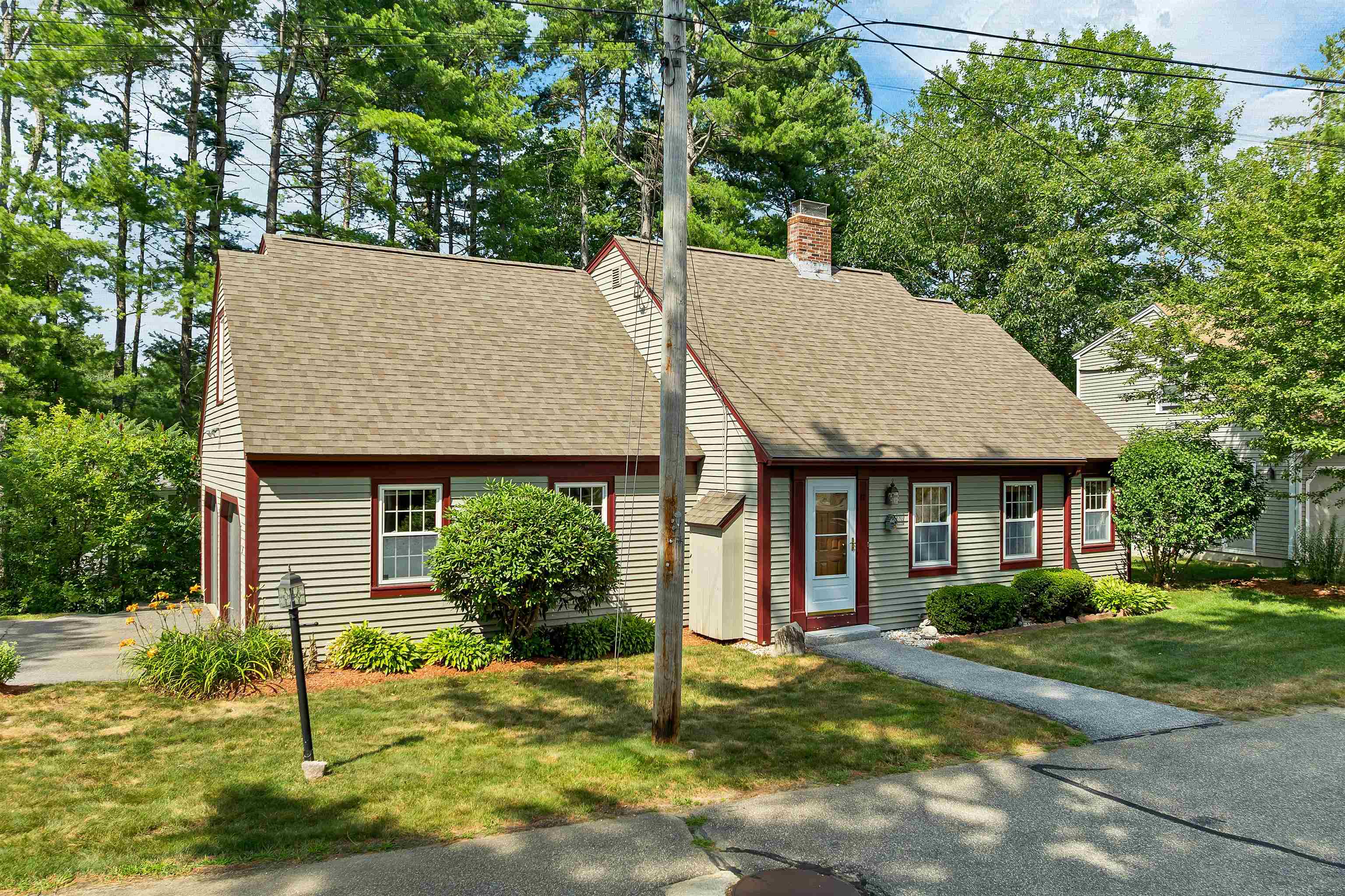 2761 Lake Shore Road 41 — photo