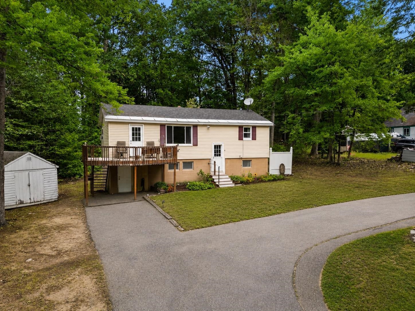11 Dudley Drive — photo