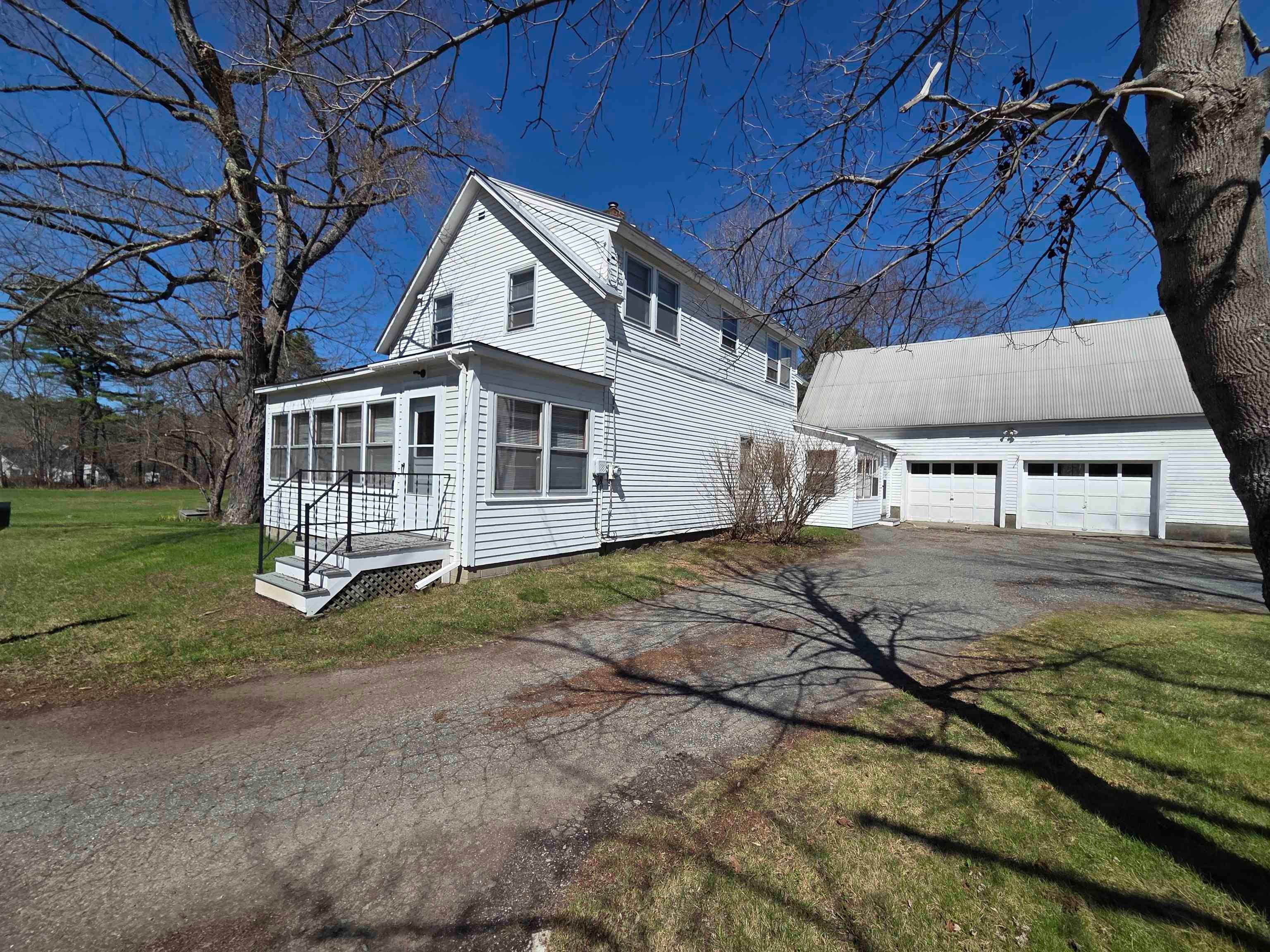 321 Meriden Road — photo