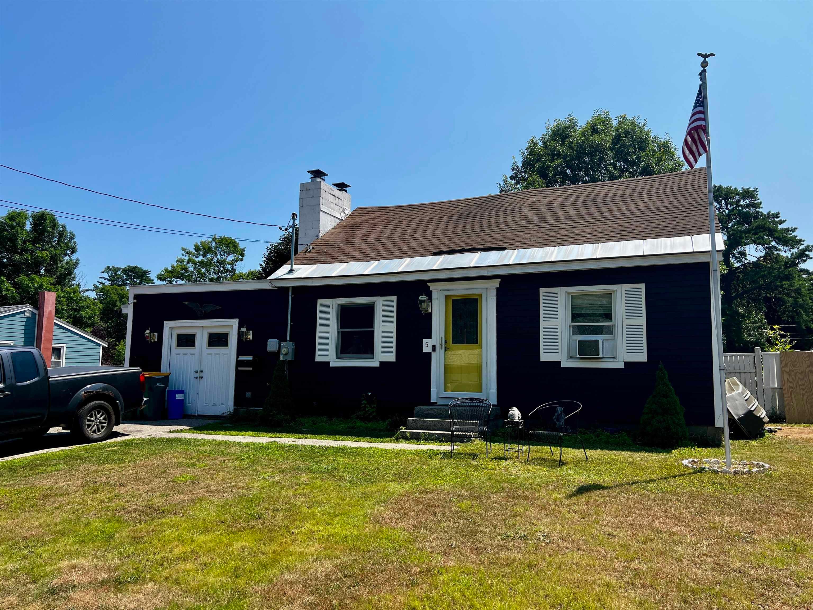 5 Russell Street — photo