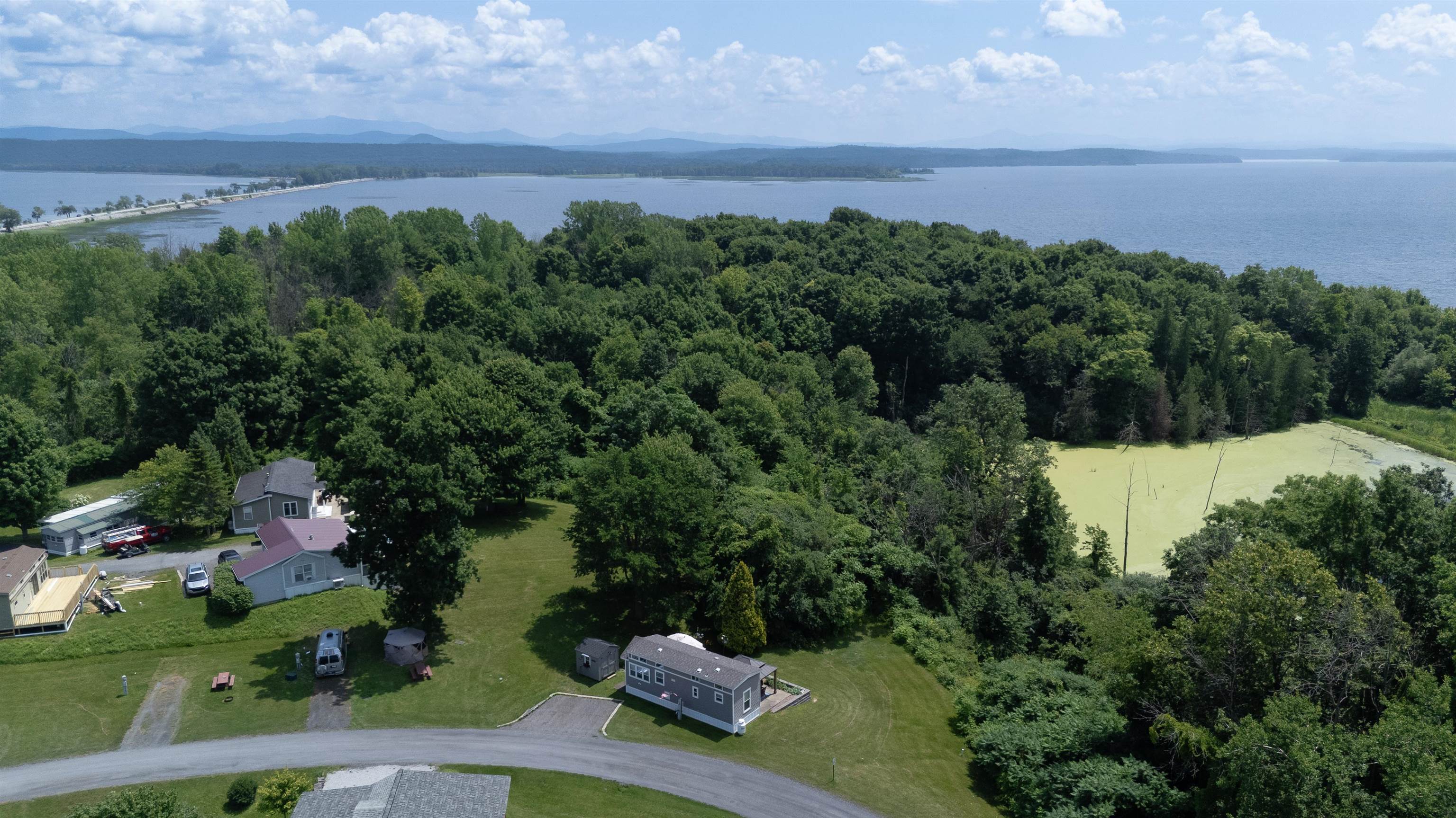 36 Island Circle — photo