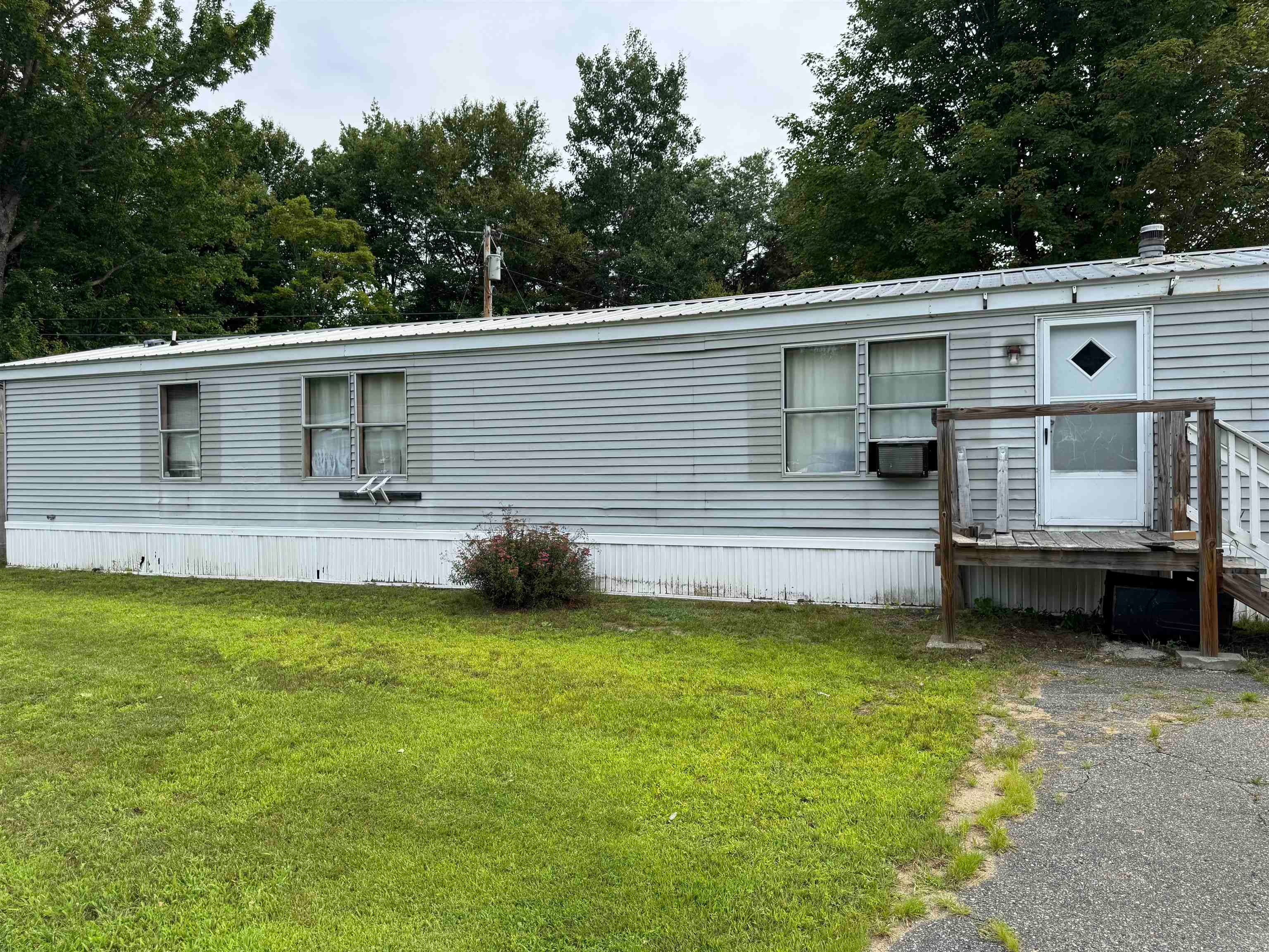 158 Oakwood Drive — photo