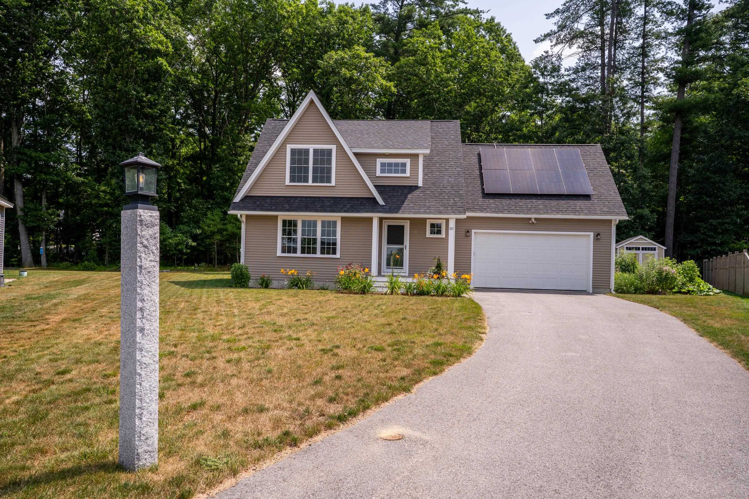 20 Beaumont Drive — photo