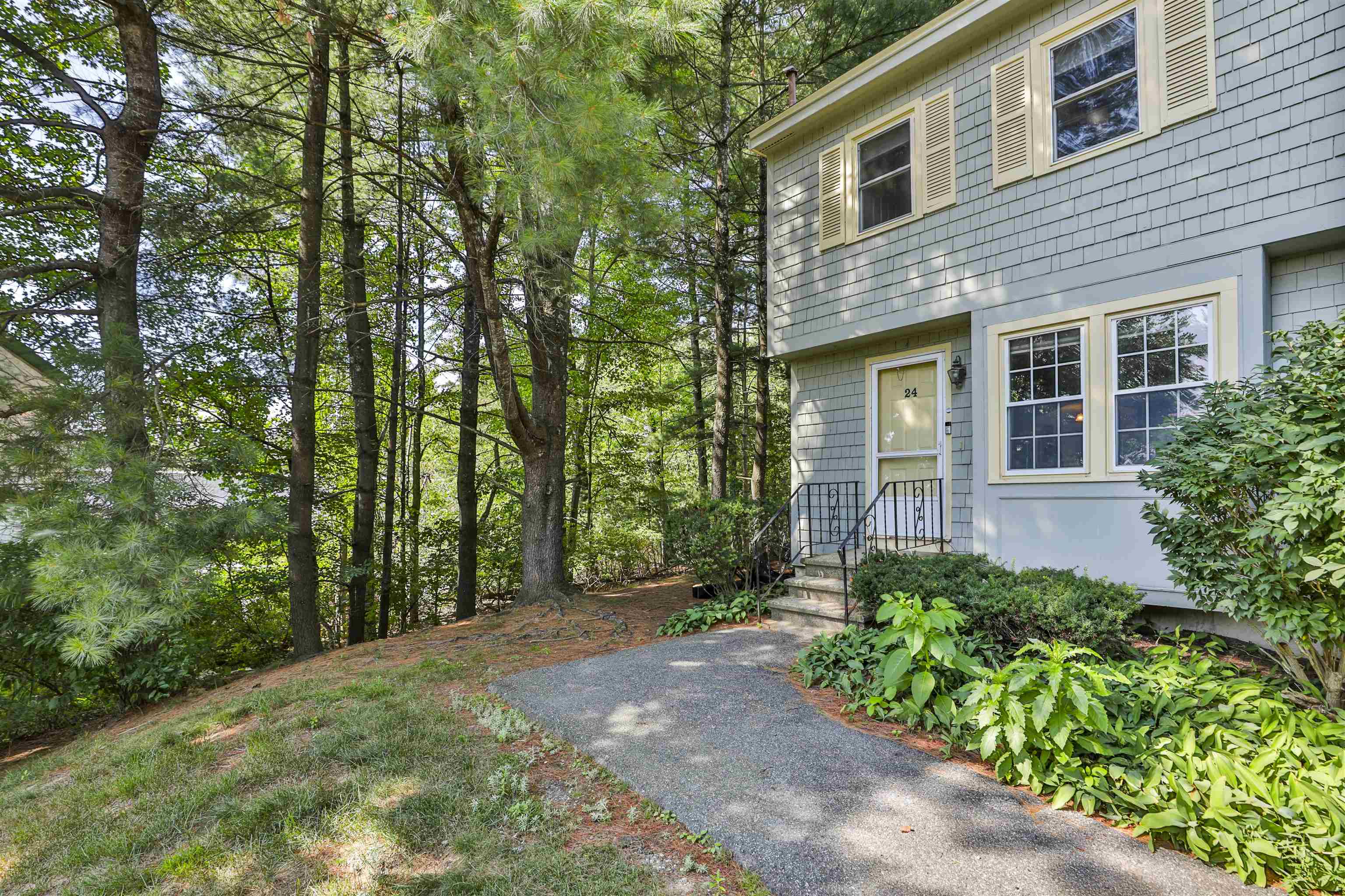 24 Gunstock Ridge, Merrimack, NH 03054