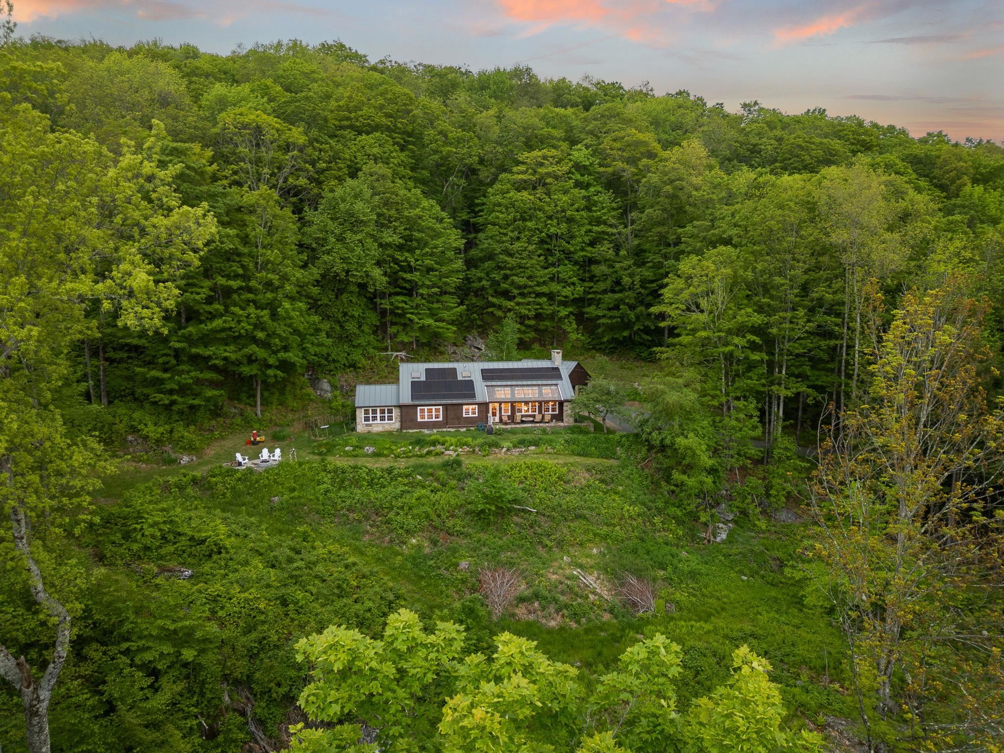 515 Shattuck Hill Road — photo