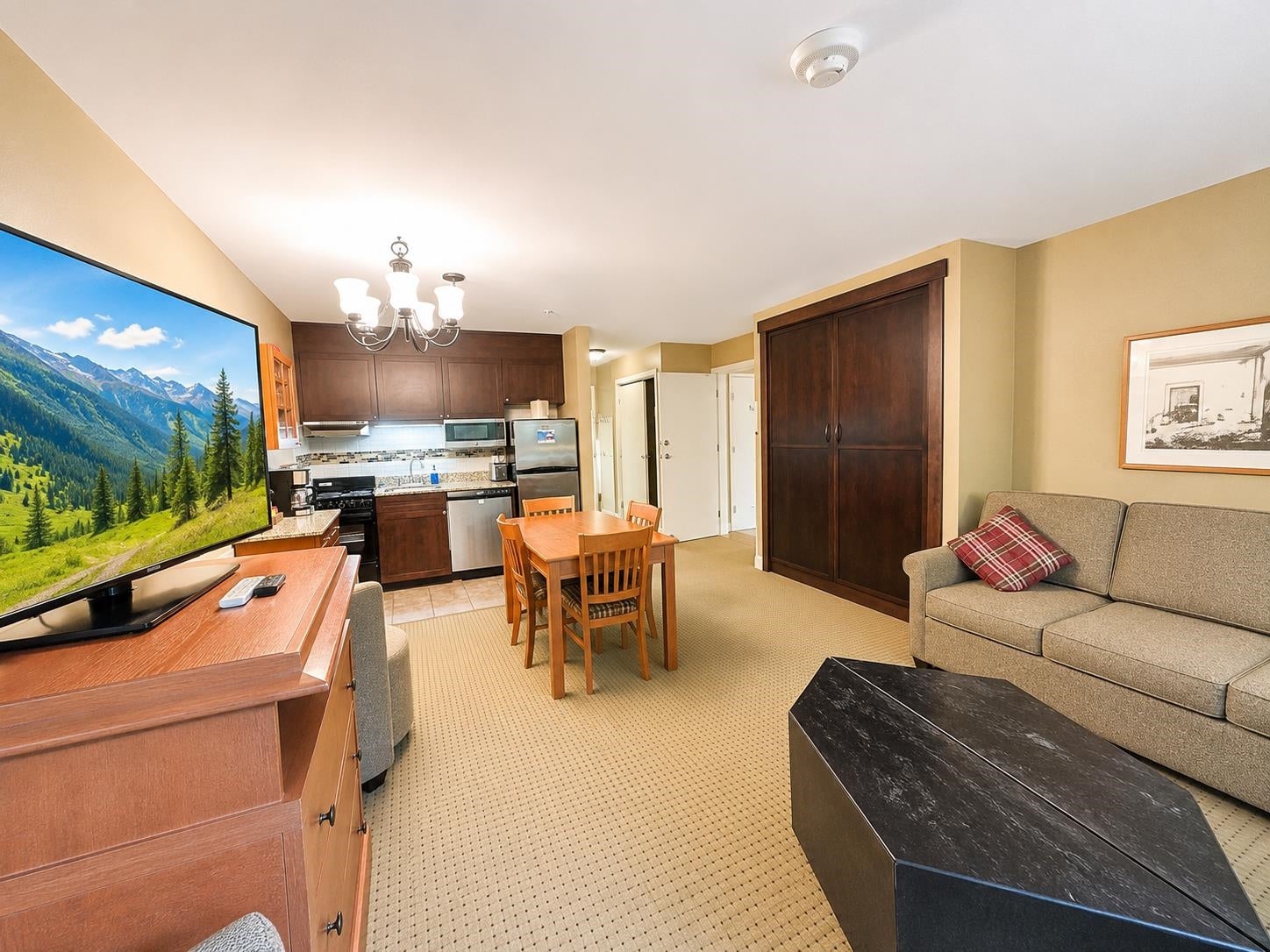 103/105, Qtr 1 89 Grand Summit Way — photo