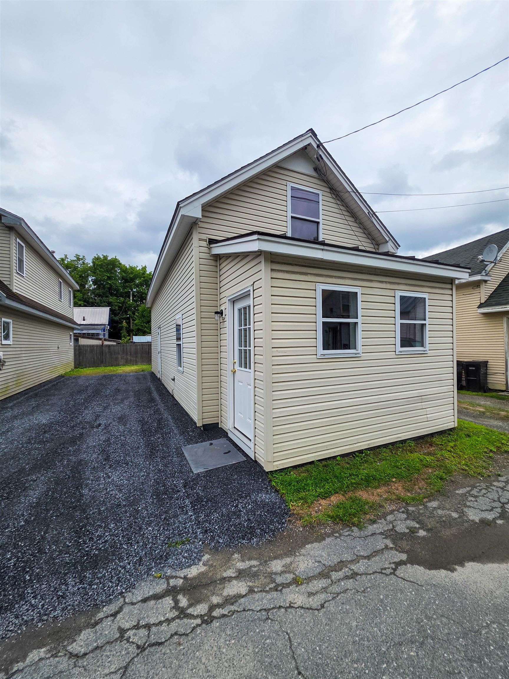 52 Jarvis Street — photo