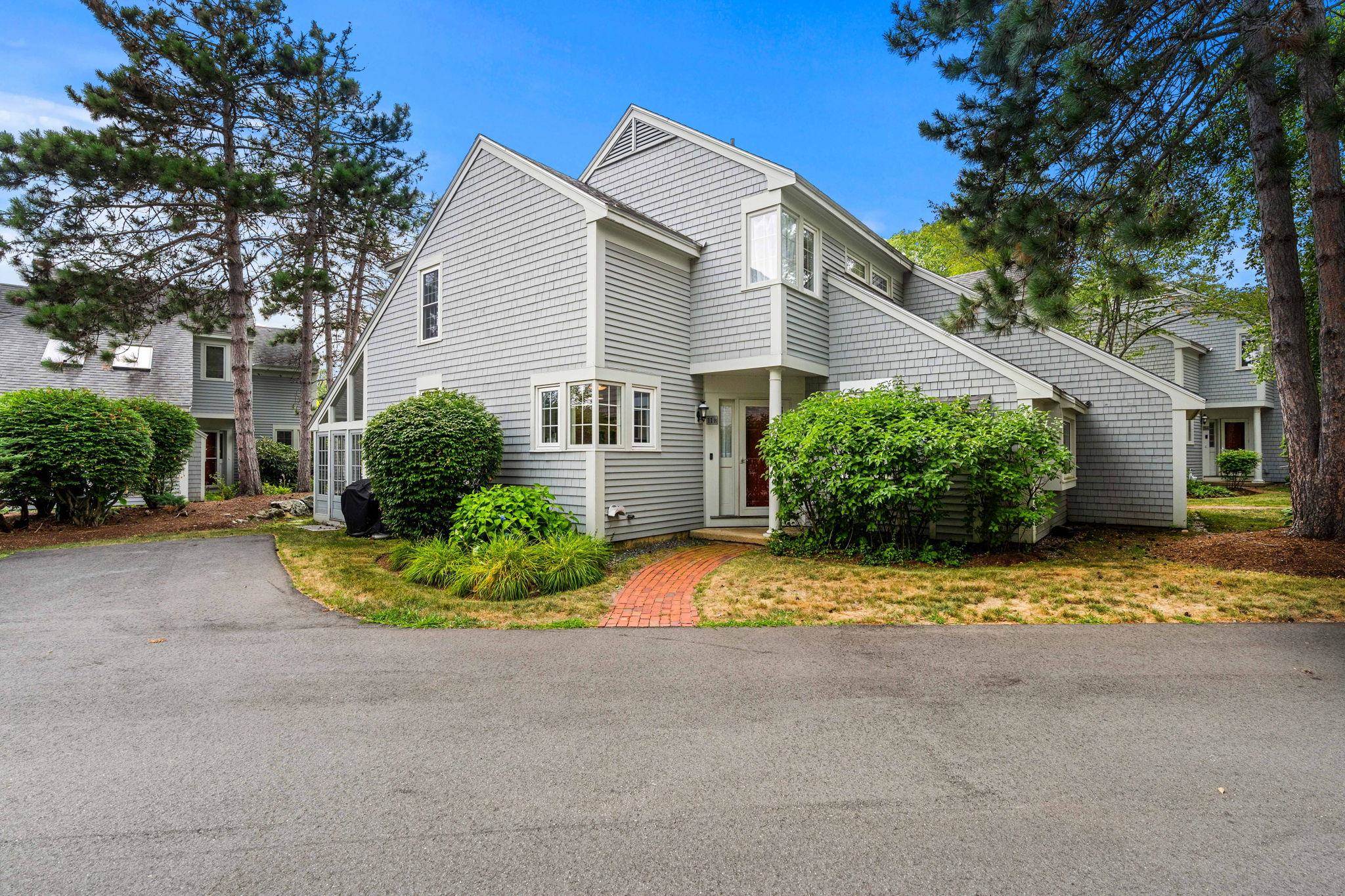 11 Golf View B — photo