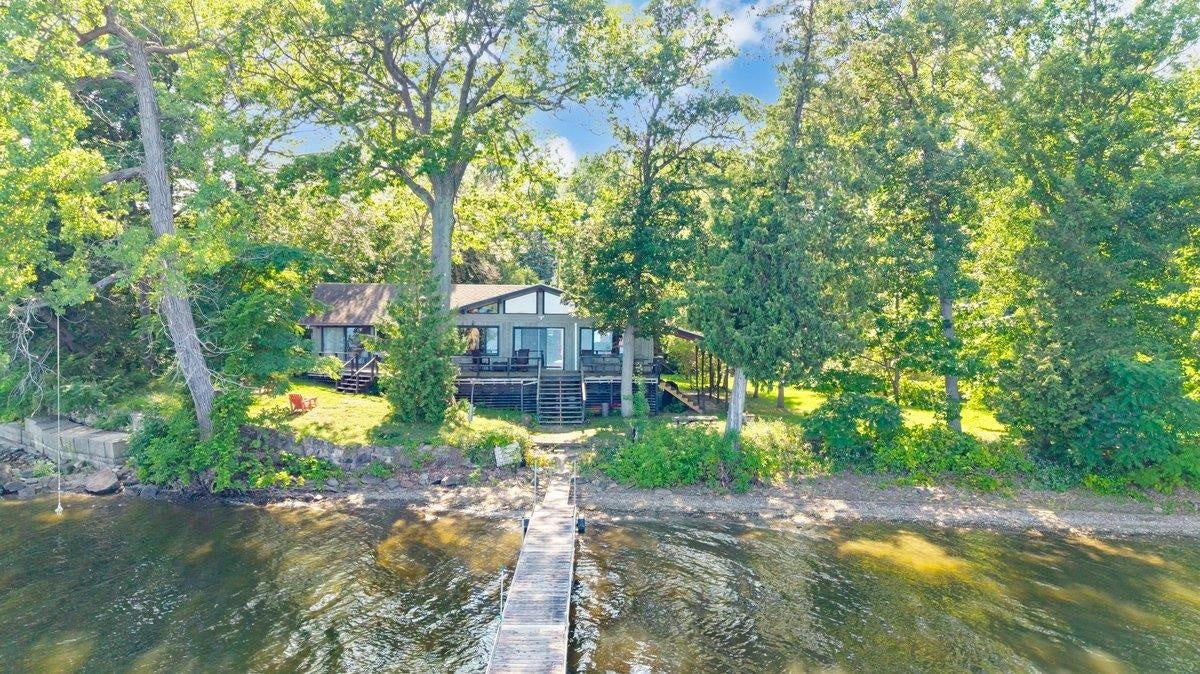 14 Macomber Point — photo